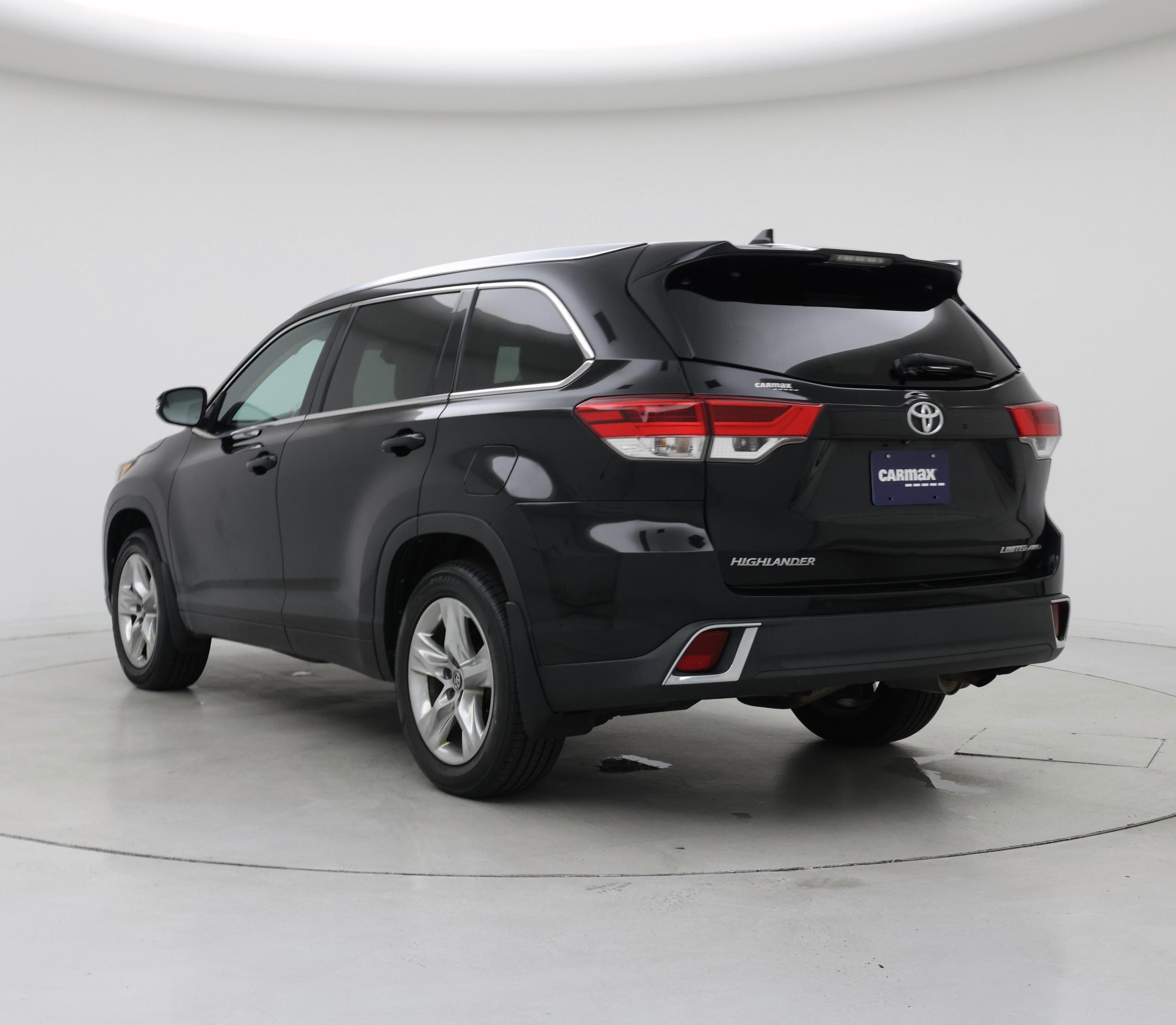Thumbnail: 2017 Toyota Highlander - 2