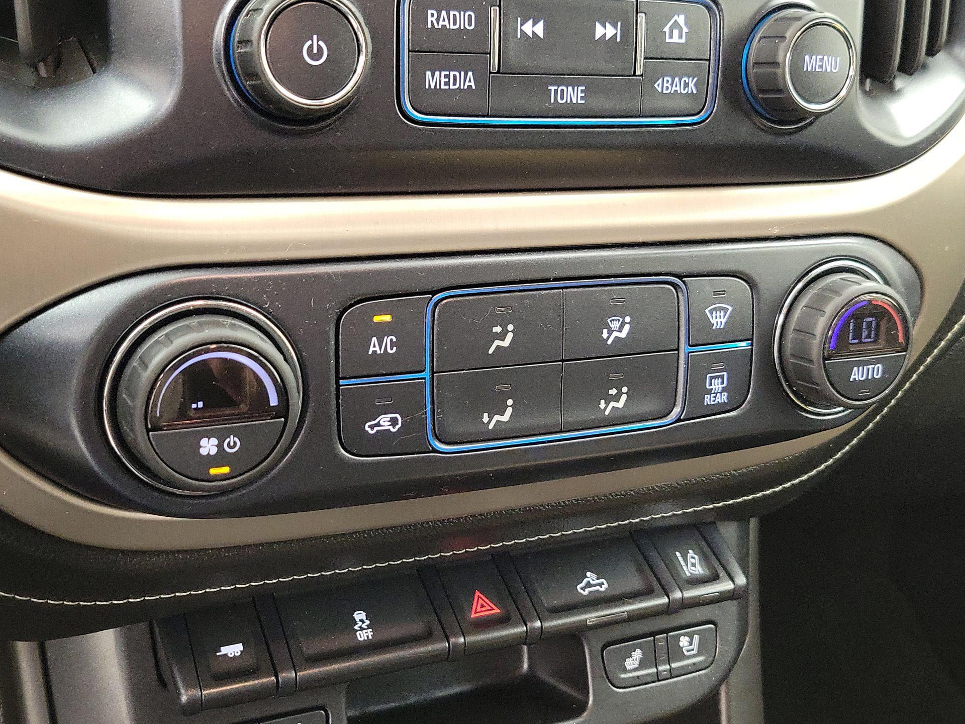Thumbnail: 2017 GMC Canyon - 17