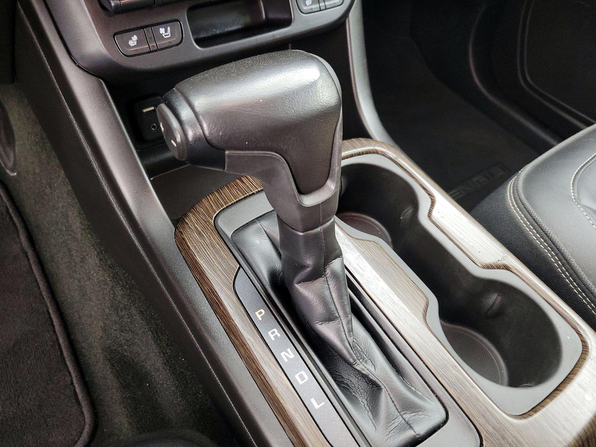 Thumbnail: 2017 GMC Canyon - 18