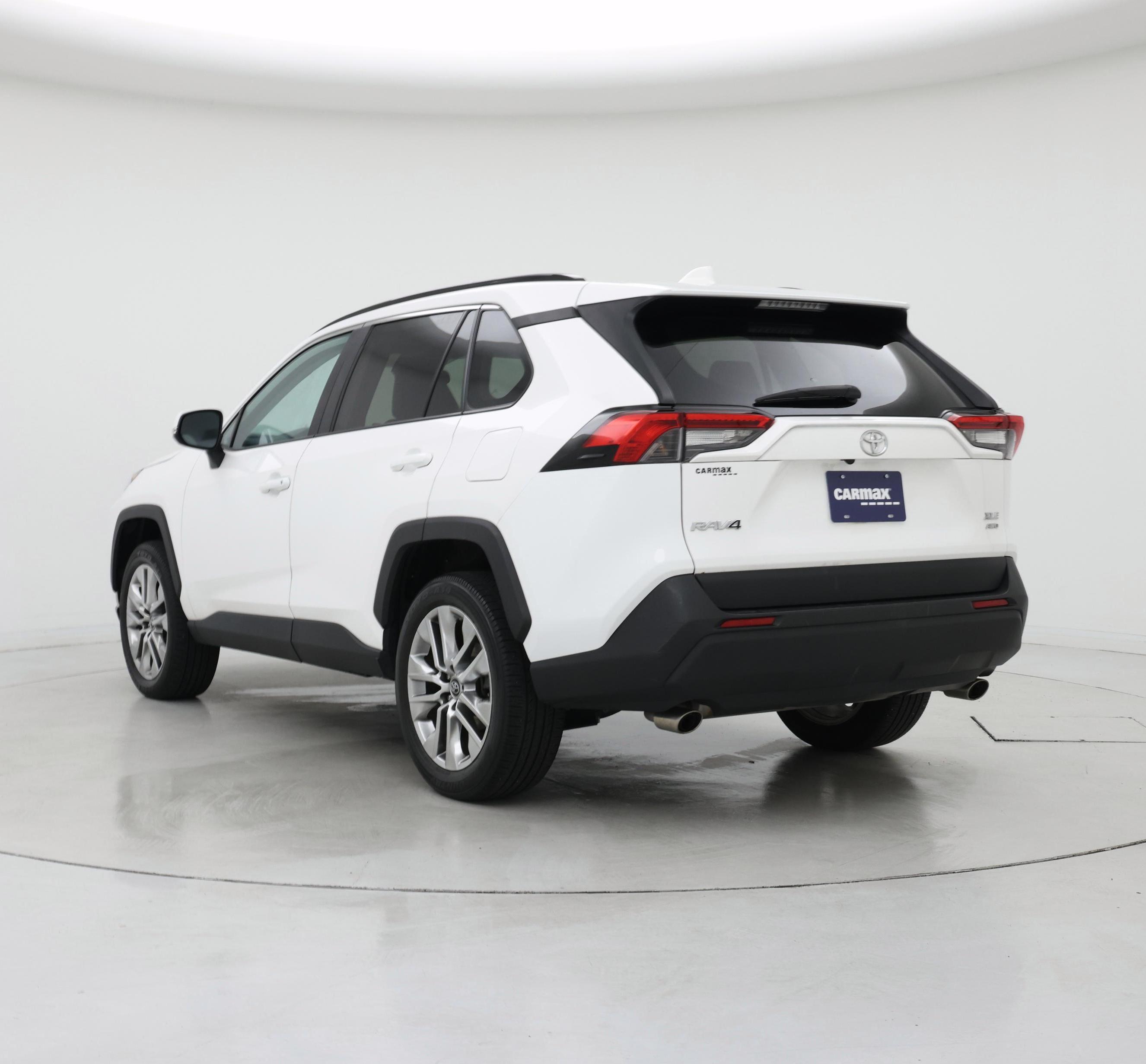 Thumbnail: 2019 Toyota RAV4 - 2