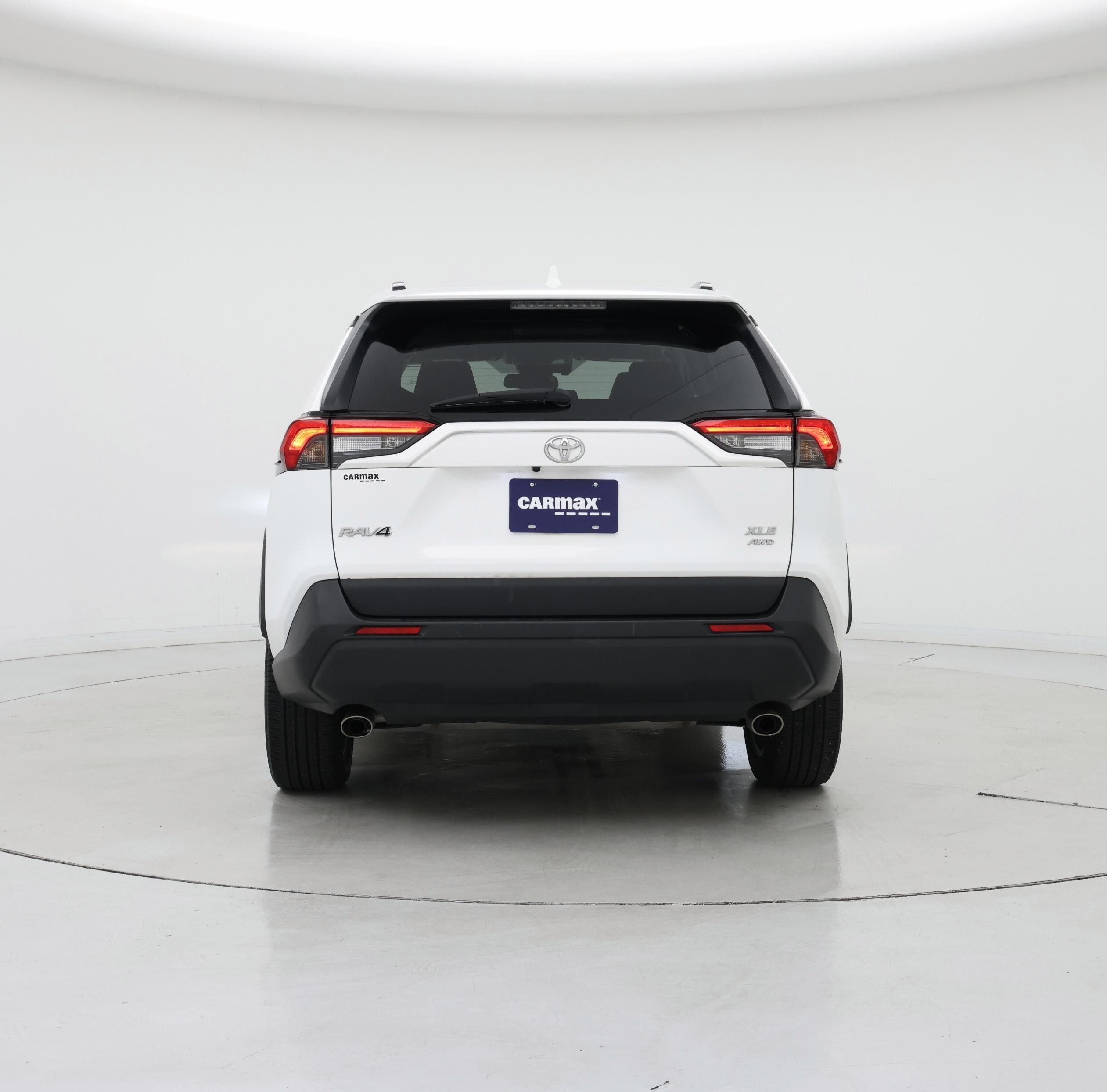 Thumbnail: 2019 Toyota RAV4 - 6