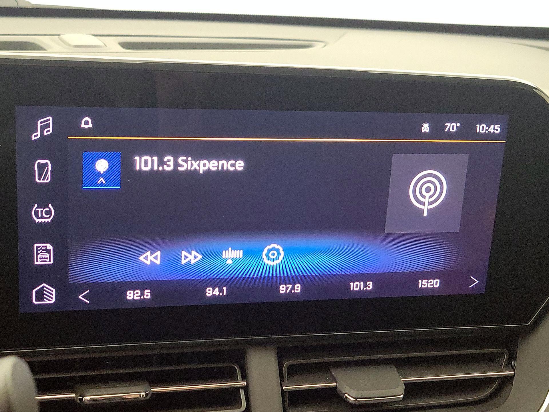 Thumbnail: 2024 Chevrolet Trax - 15