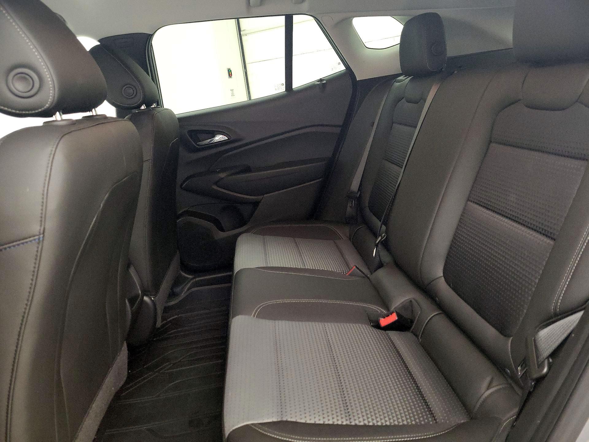 Thumbnail: 2024 Chevrolet Trax - 19