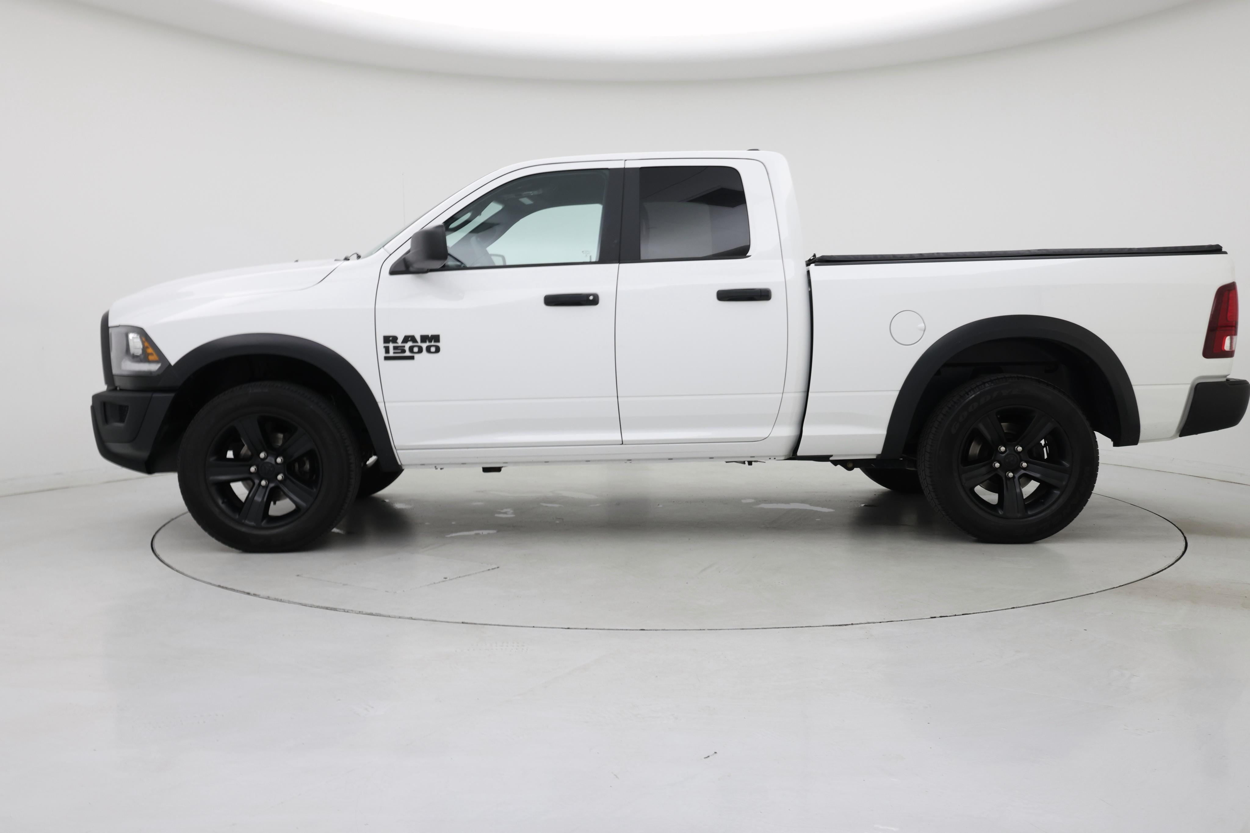Thumbnail: 2022 RAM 1500 Classic - 3