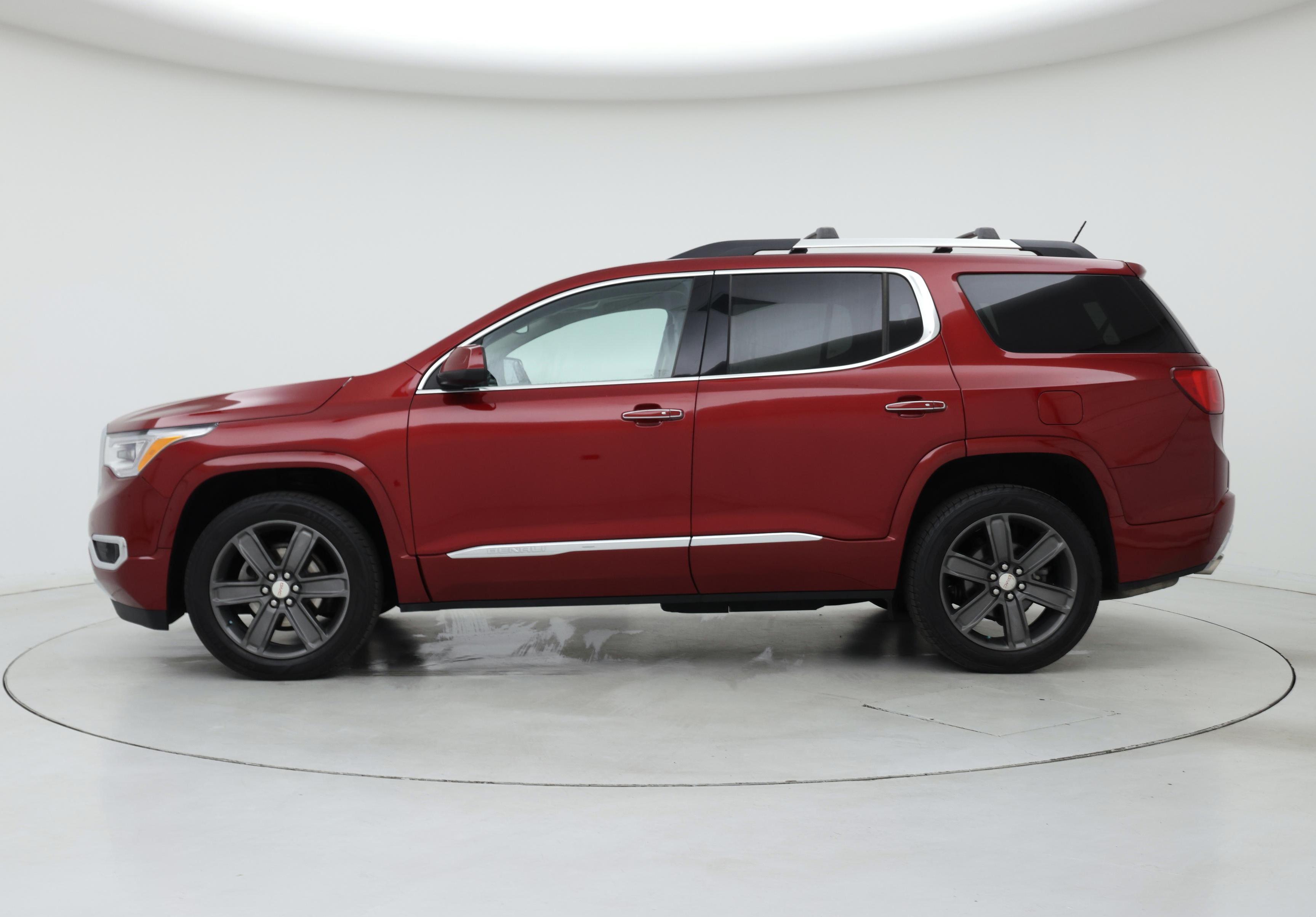 Thumbnail: 2019 GMC Acadia - 3