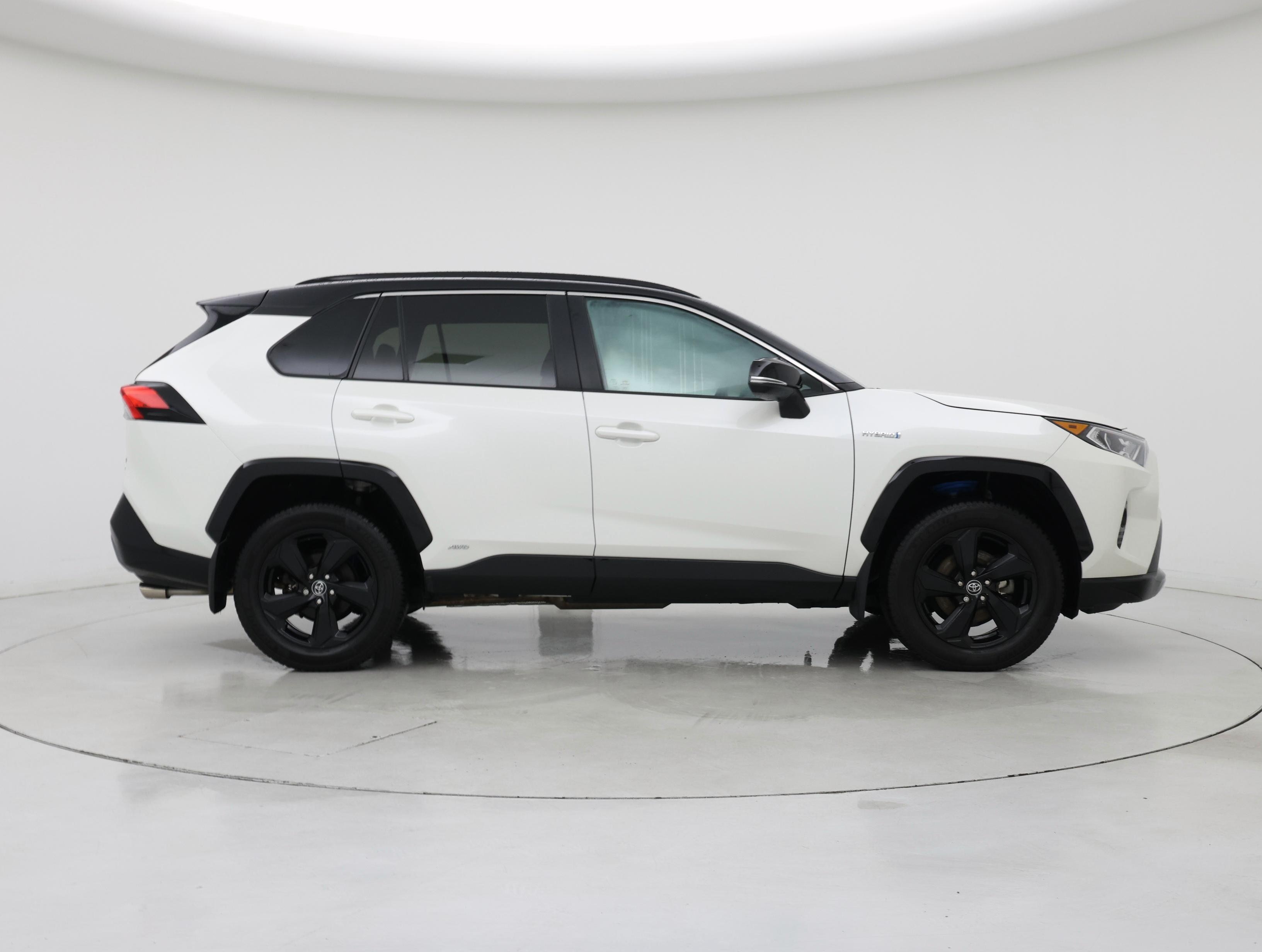 Thumbnail: 2020 Toyota RAV4 - 7