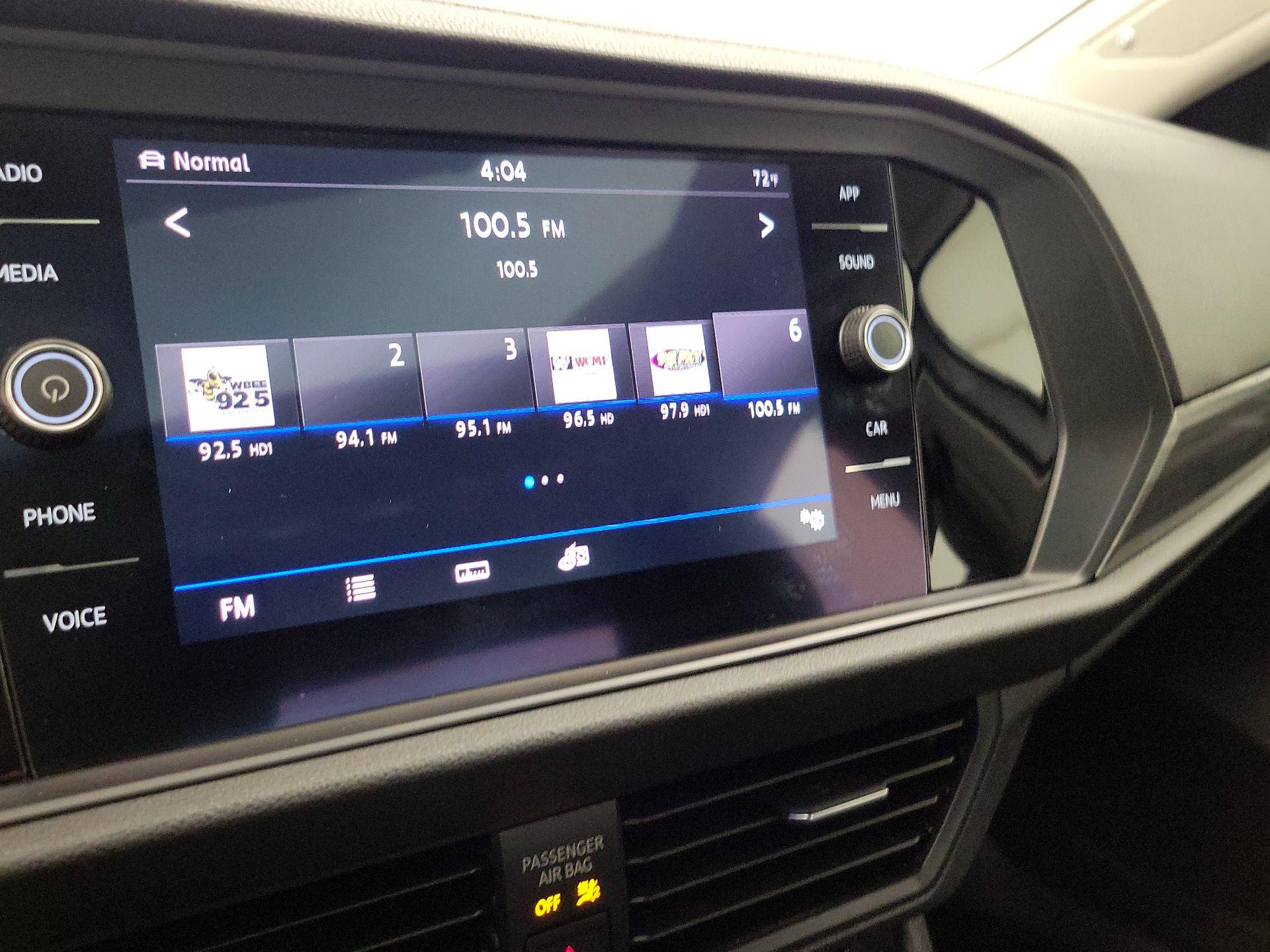 Thumbnail: 2019 Volkswagen Jetta - 15