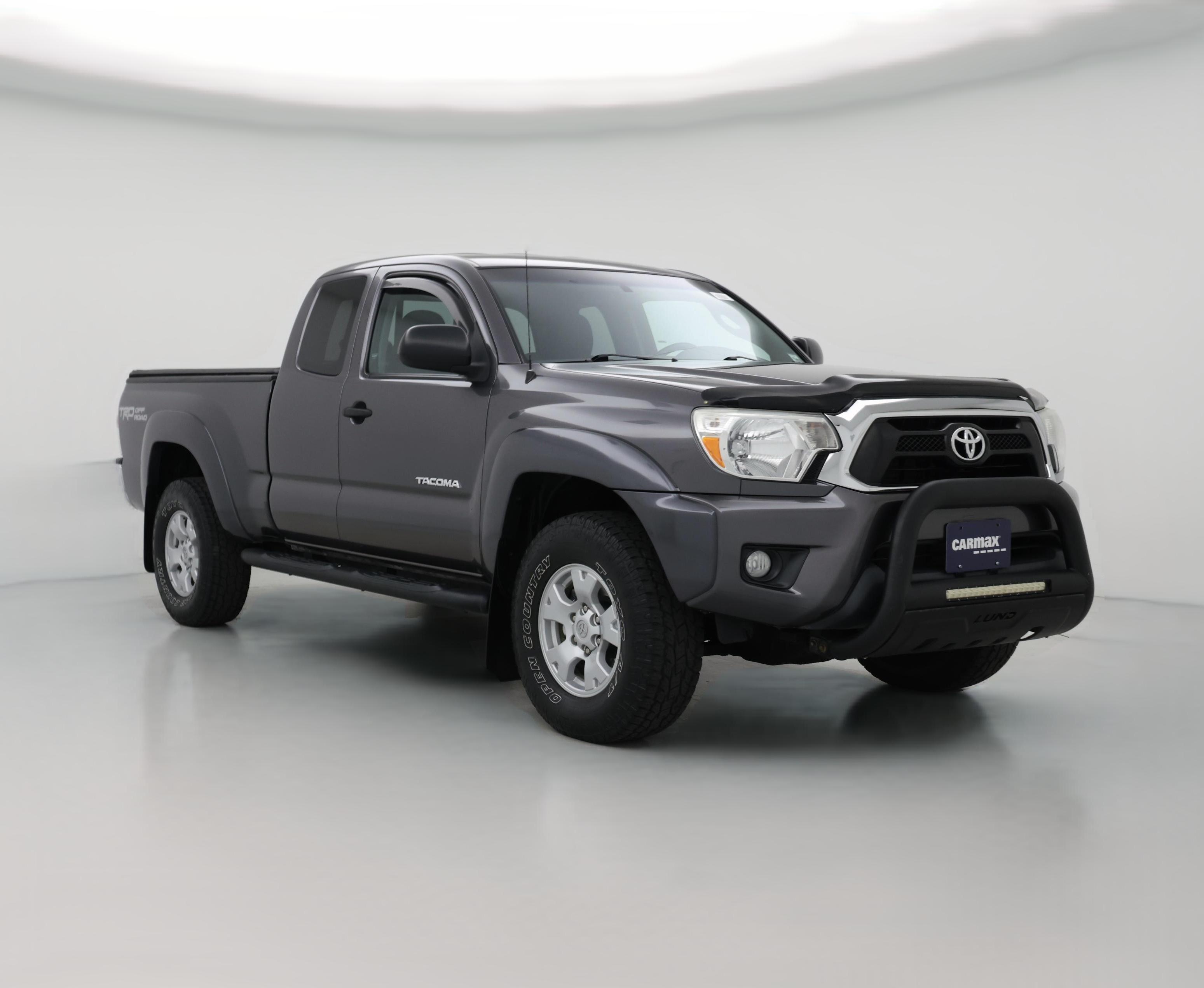 Thumbnail: 2015 Toyota Tacoma - 1