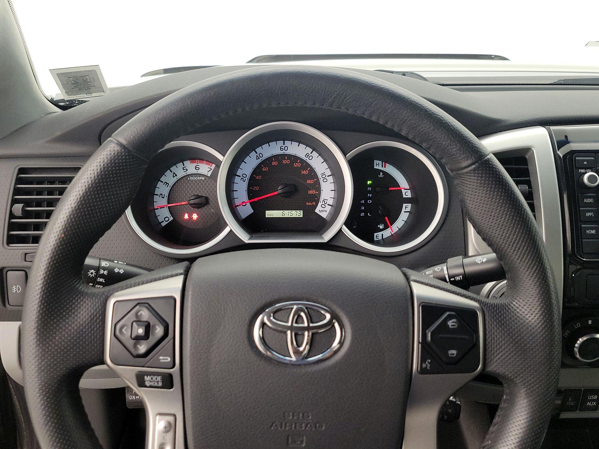 Thumbnail: 2015 Toyota Tacoma - 10