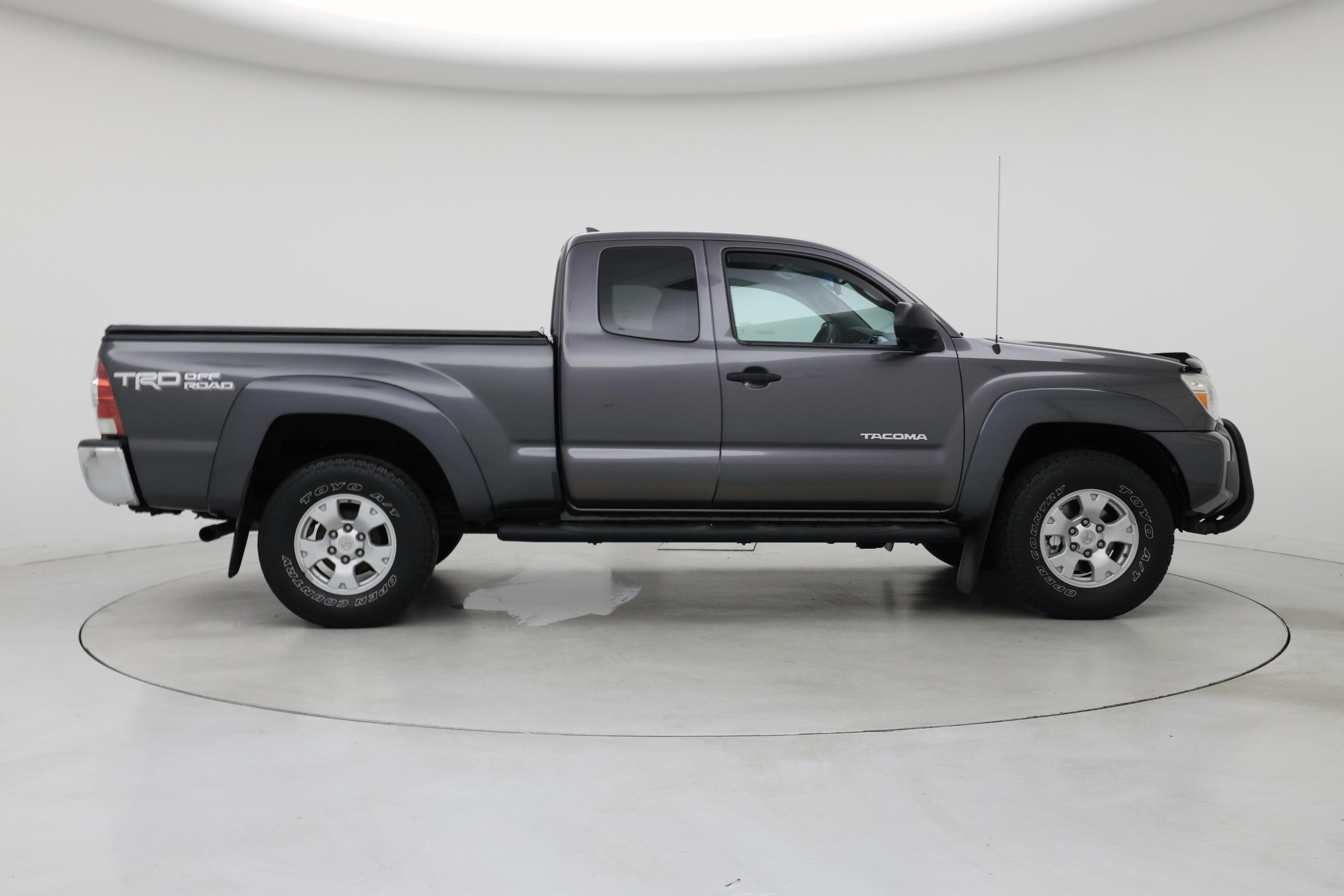 Thumbnail: 2015 Toyota Tacoma - 7