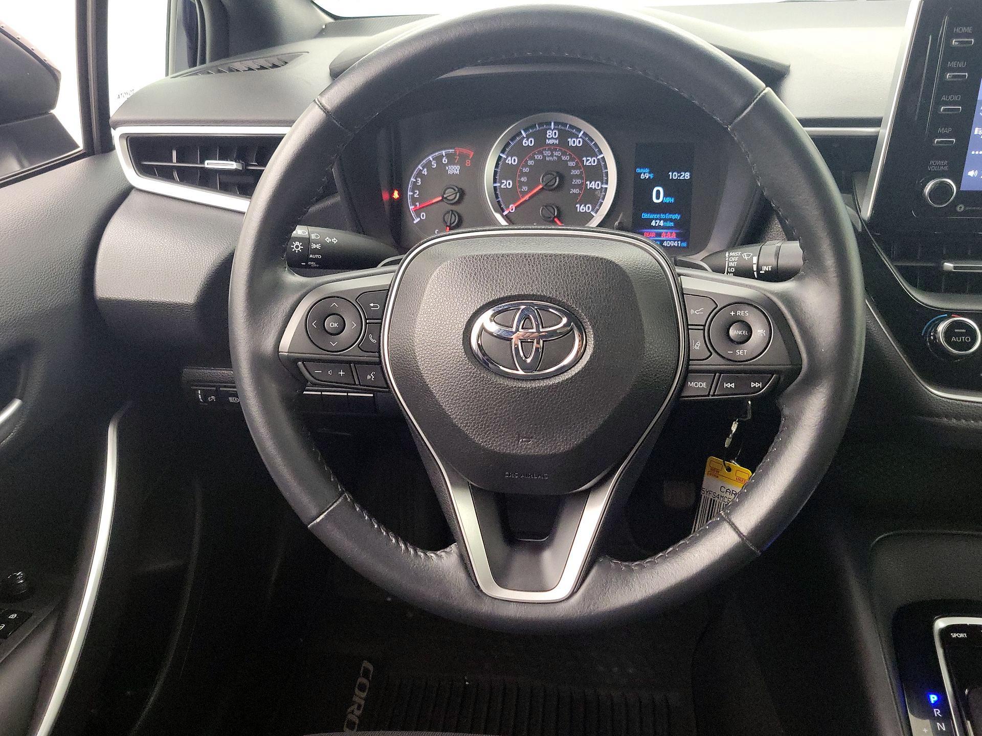 Thumbnail: 2021 Toyota Corolla - 10