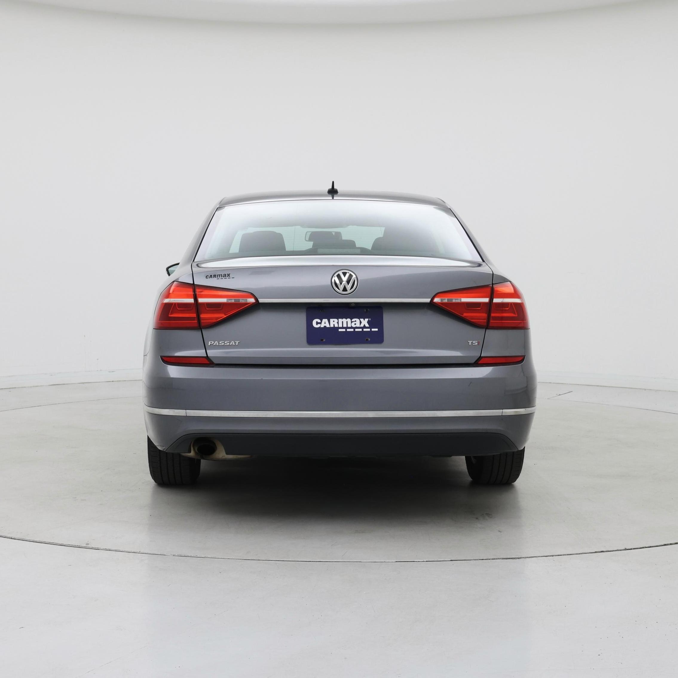 Thumbnail: 2016 Volkswagen Passat - 6