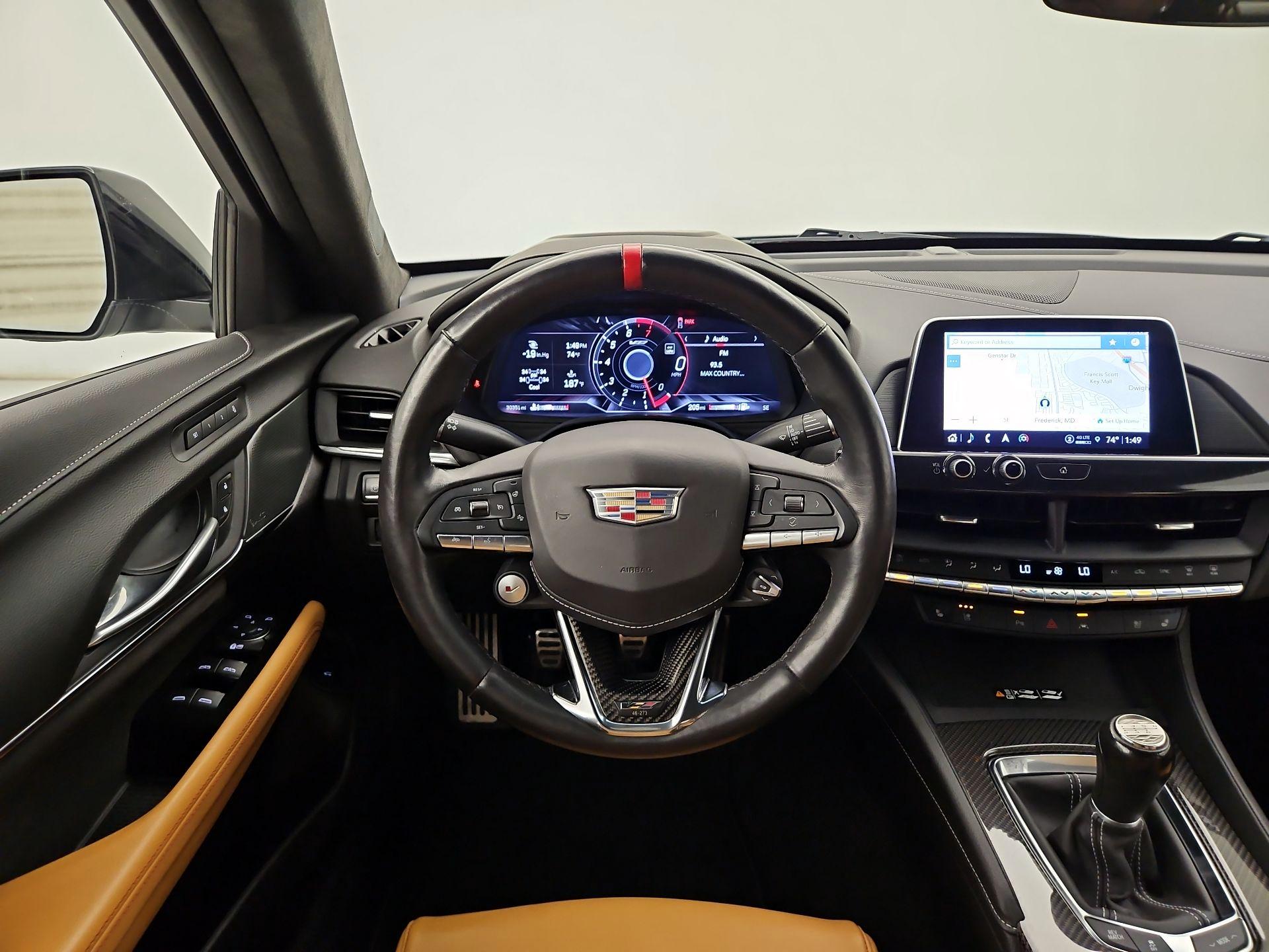 Thumbnail: 2023 Cadillac CT4 - 10