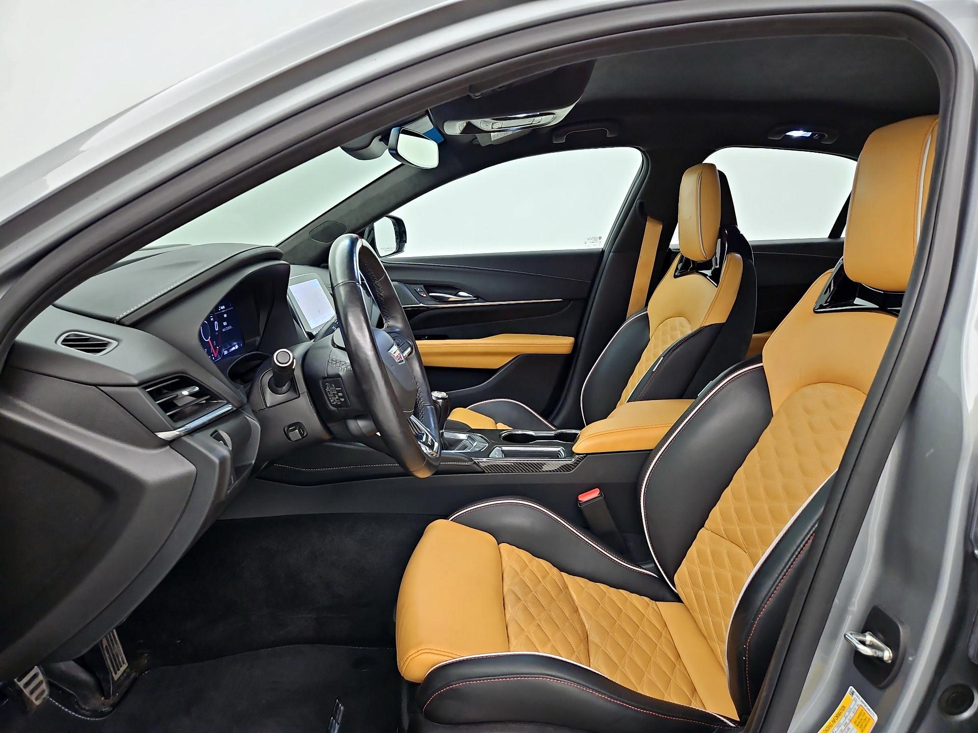 Thumbnail: 2023 Cadillac CT4 - 11