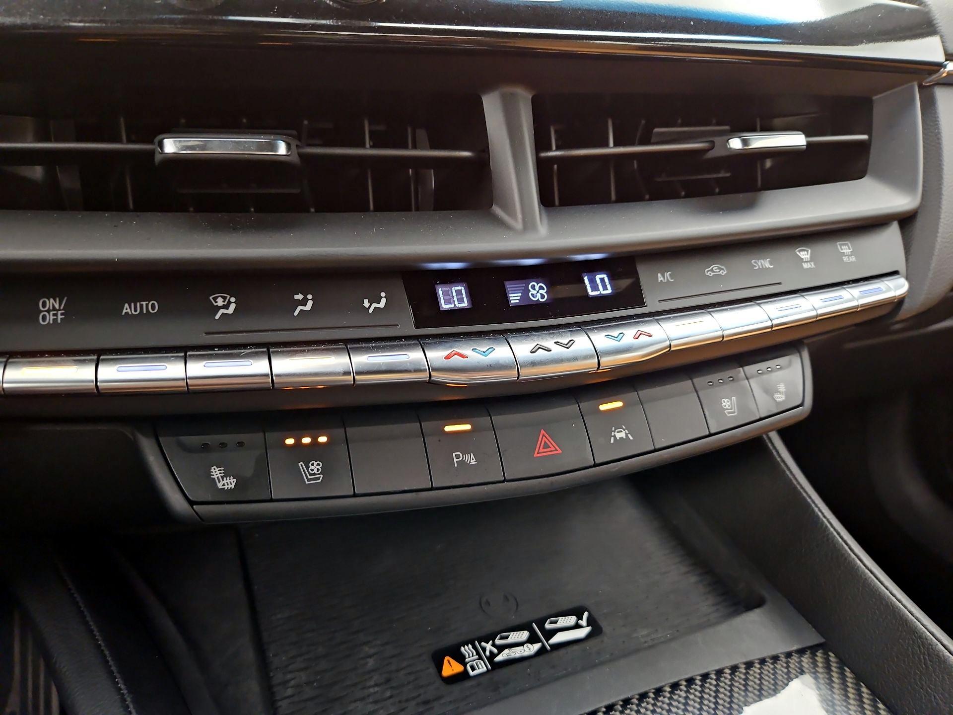 Thumbnail: 2023 Cadillac CT4 - 17