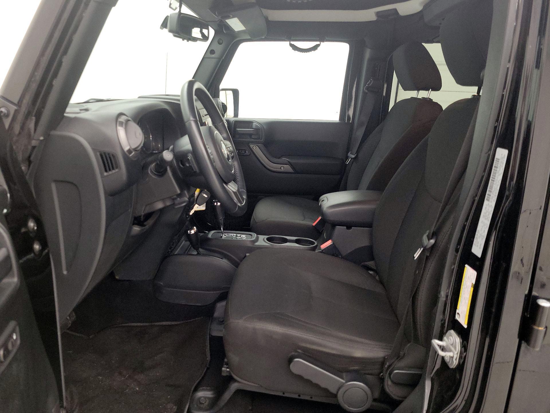 Thumbnail: 2017 Jeep Wrangler - 11