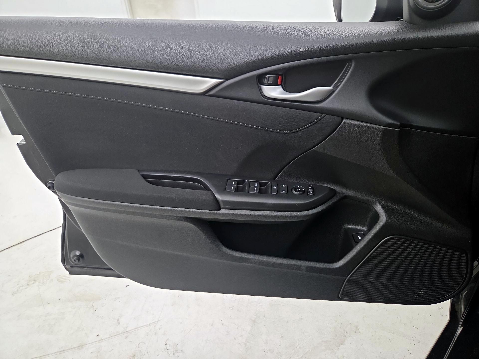 Thumbnail: 2020 Honda Civic - 12