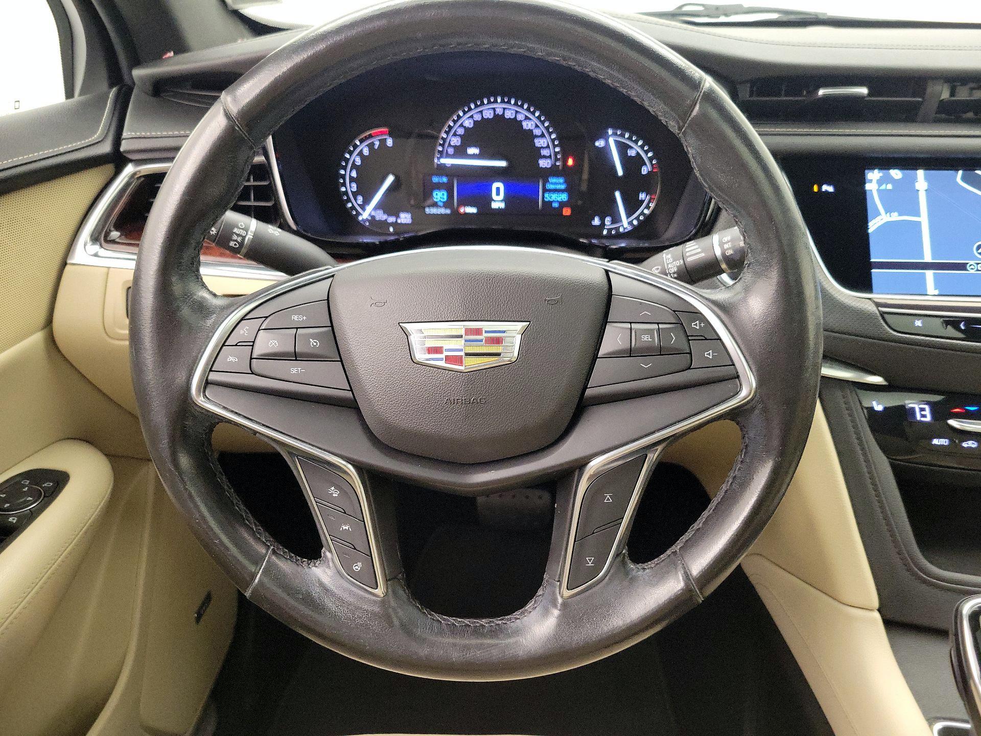 Thumbnail: 2019 Cadillac XT5 - 10