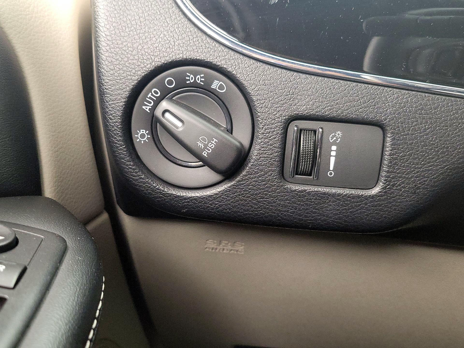 Thumbnail: 2019 Dodge Grand Caravan - 13