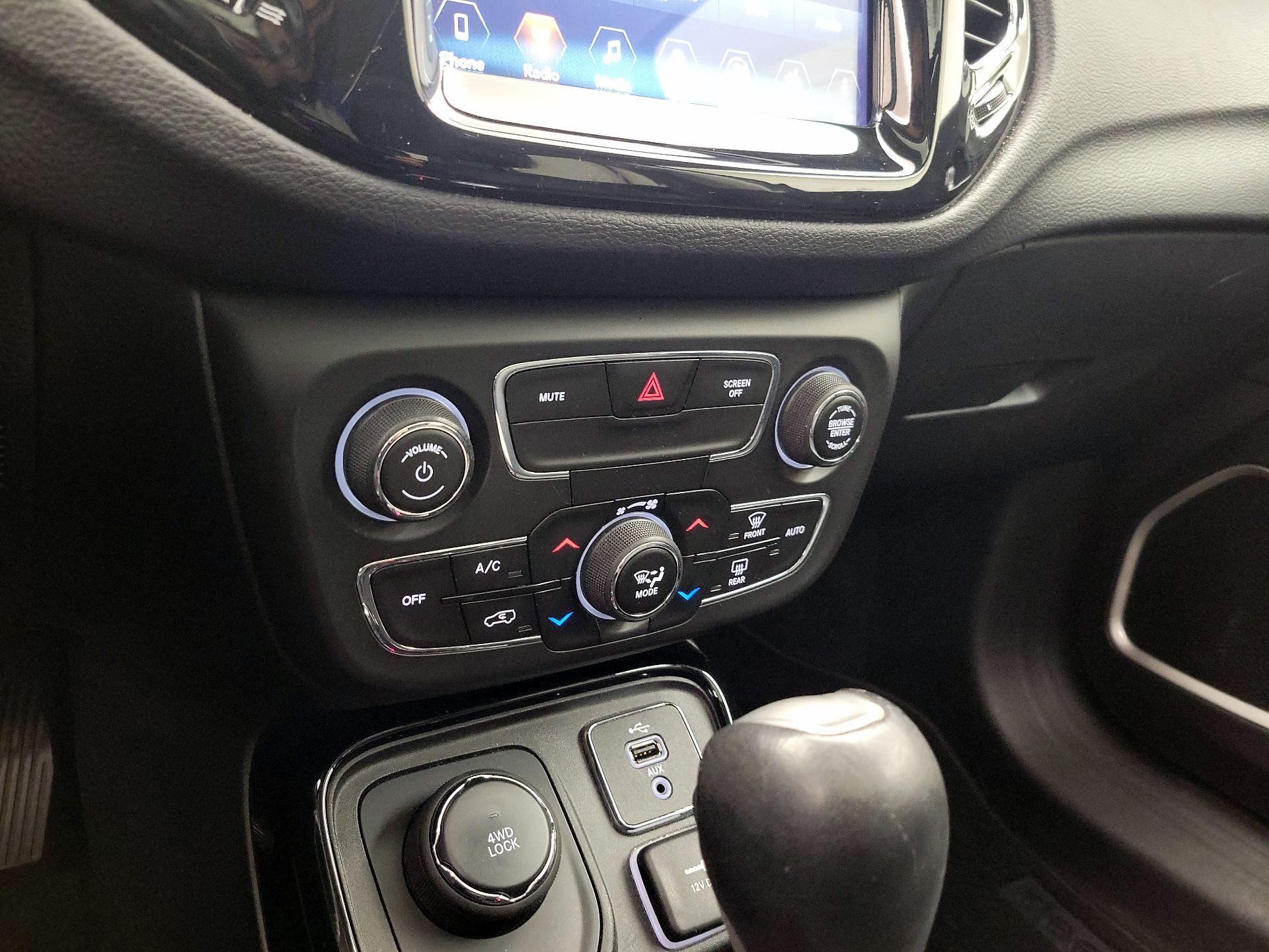 Thumbnail: 2018 Jeep Compass - 17