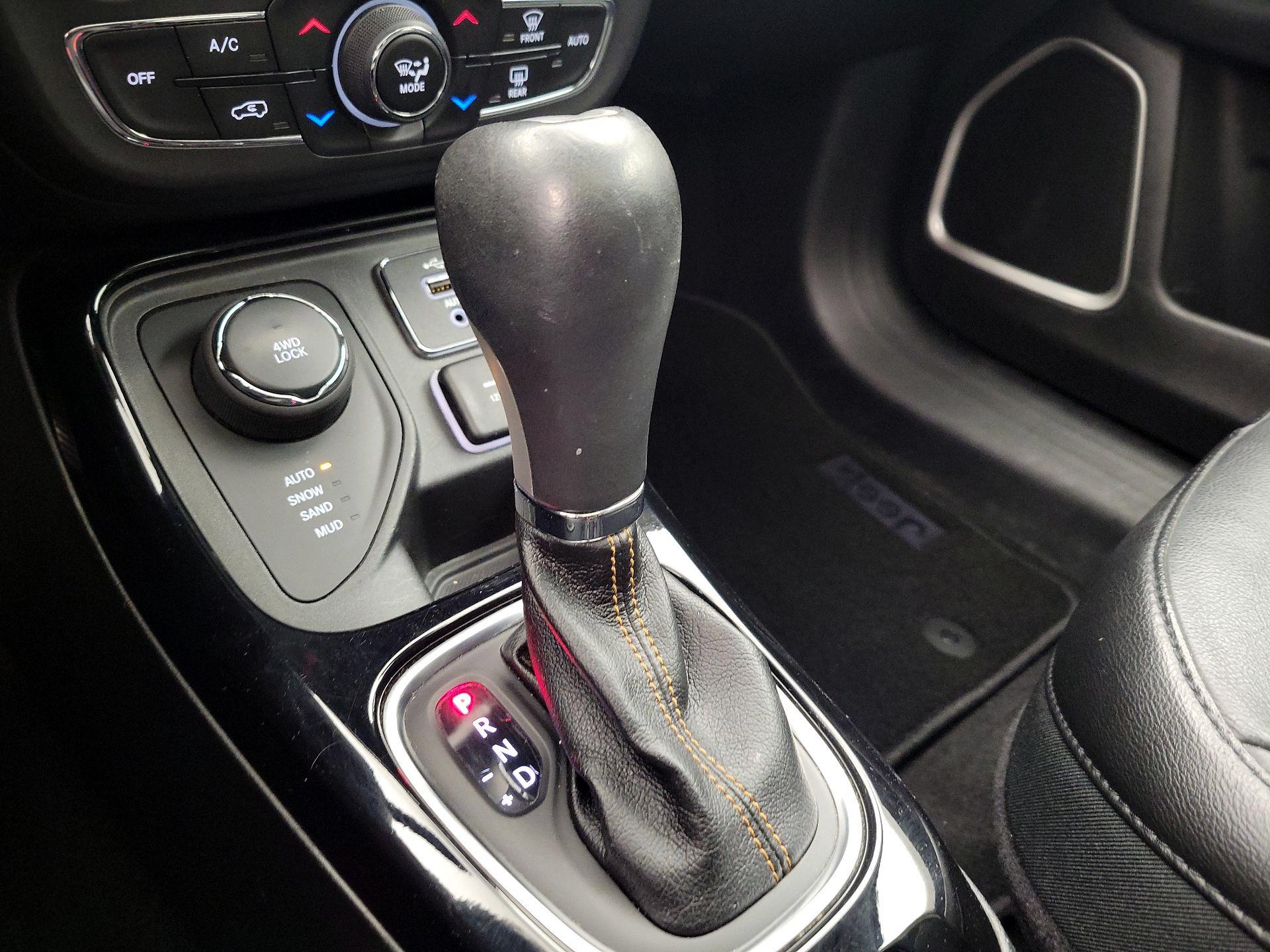 Thumbnail: 2018 Jeep Compass - 18