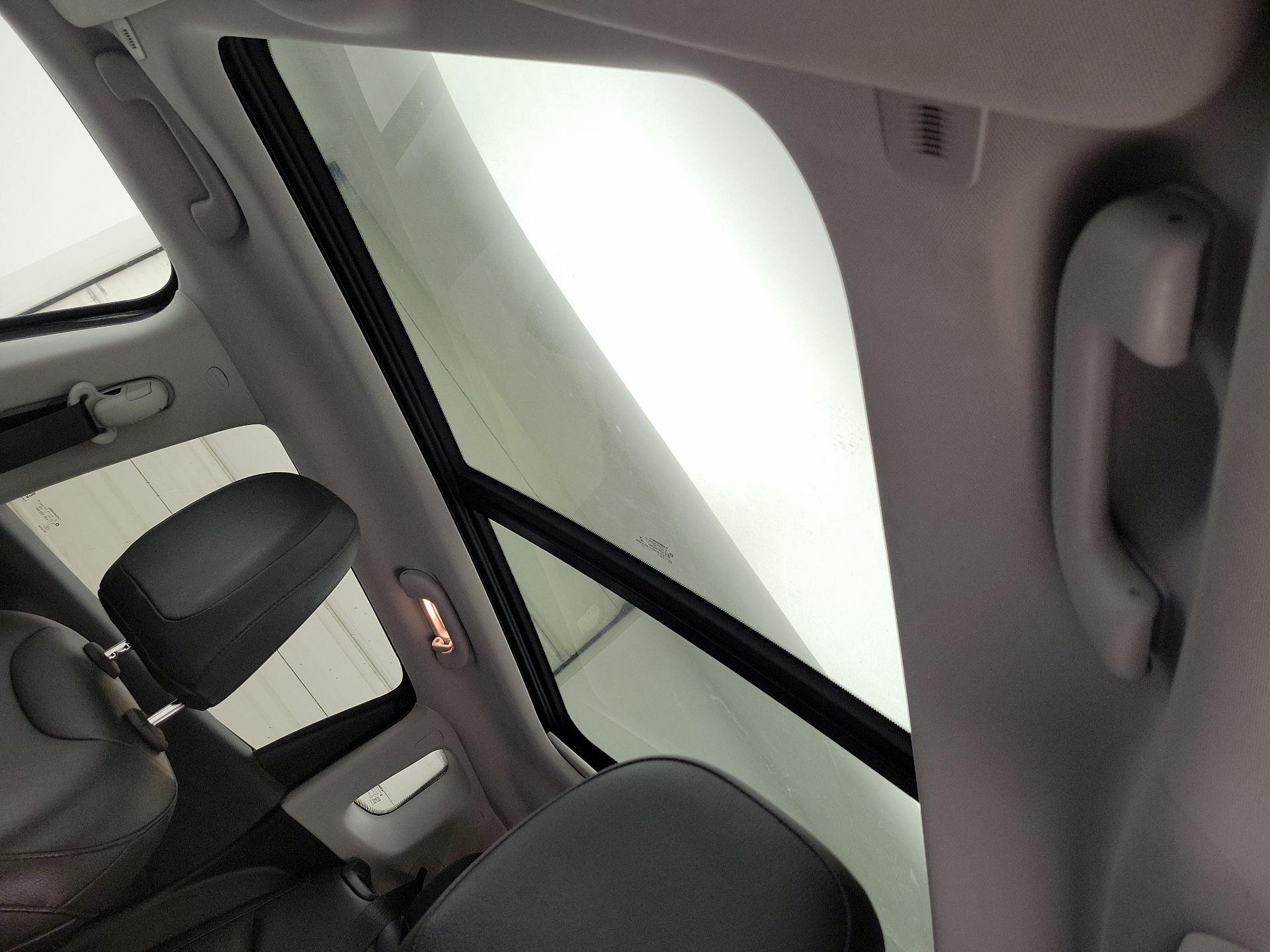 Thumbnail: 2018 Jeep Compass - 20