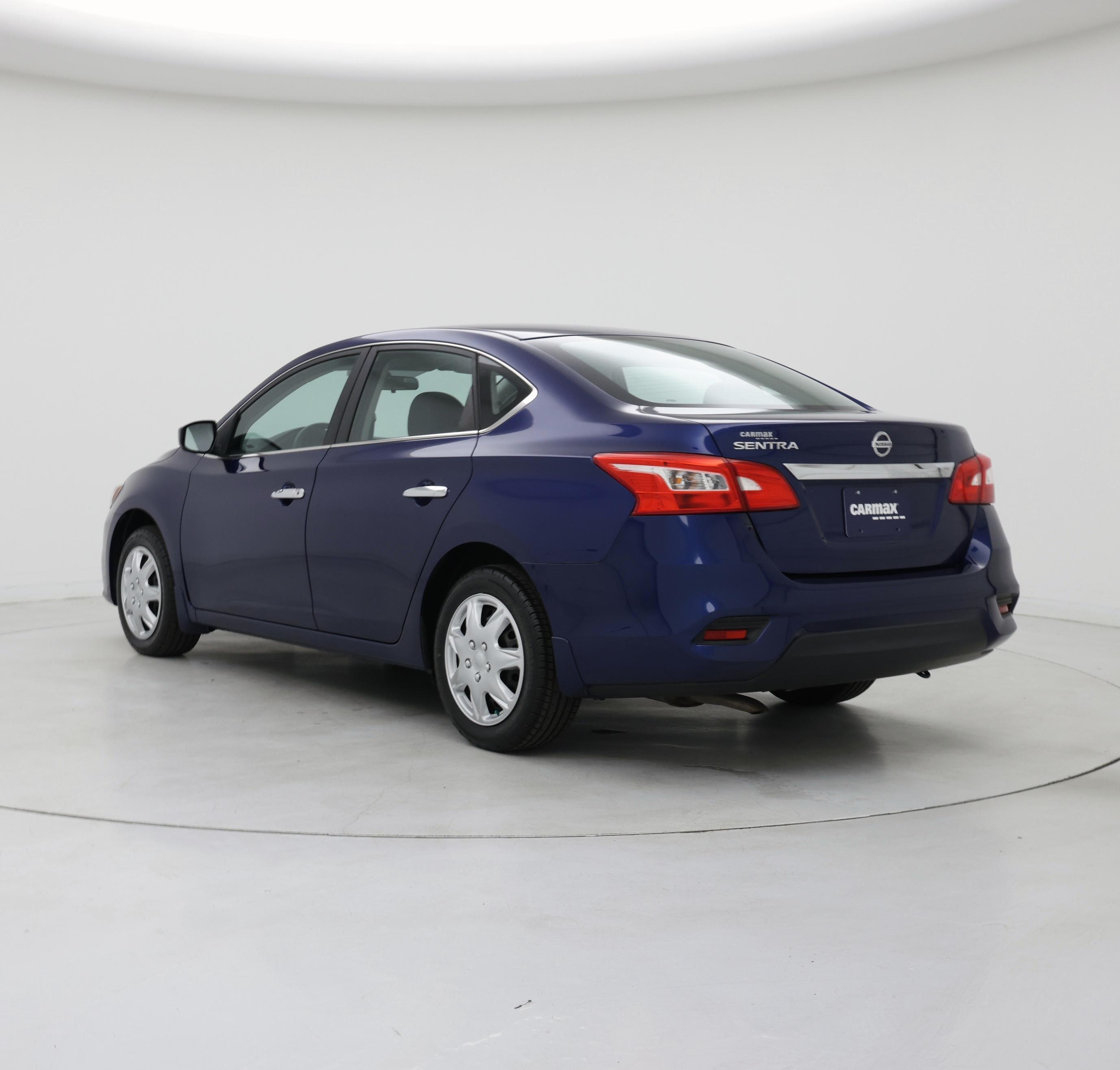 Thumbnail: 2016 Nissan Sentra - 2