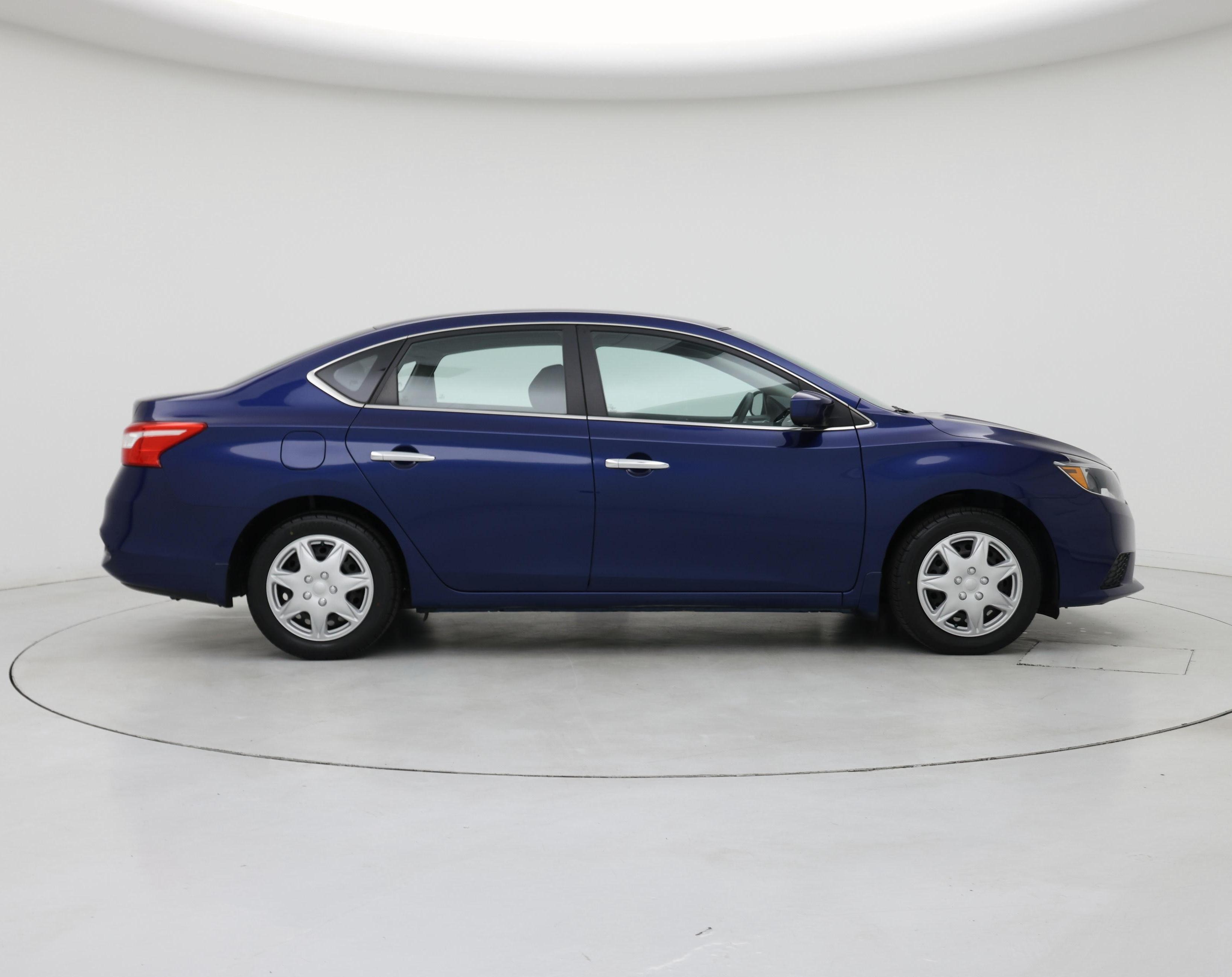 Thumbnail: 2016 Nissan Sentra - 7