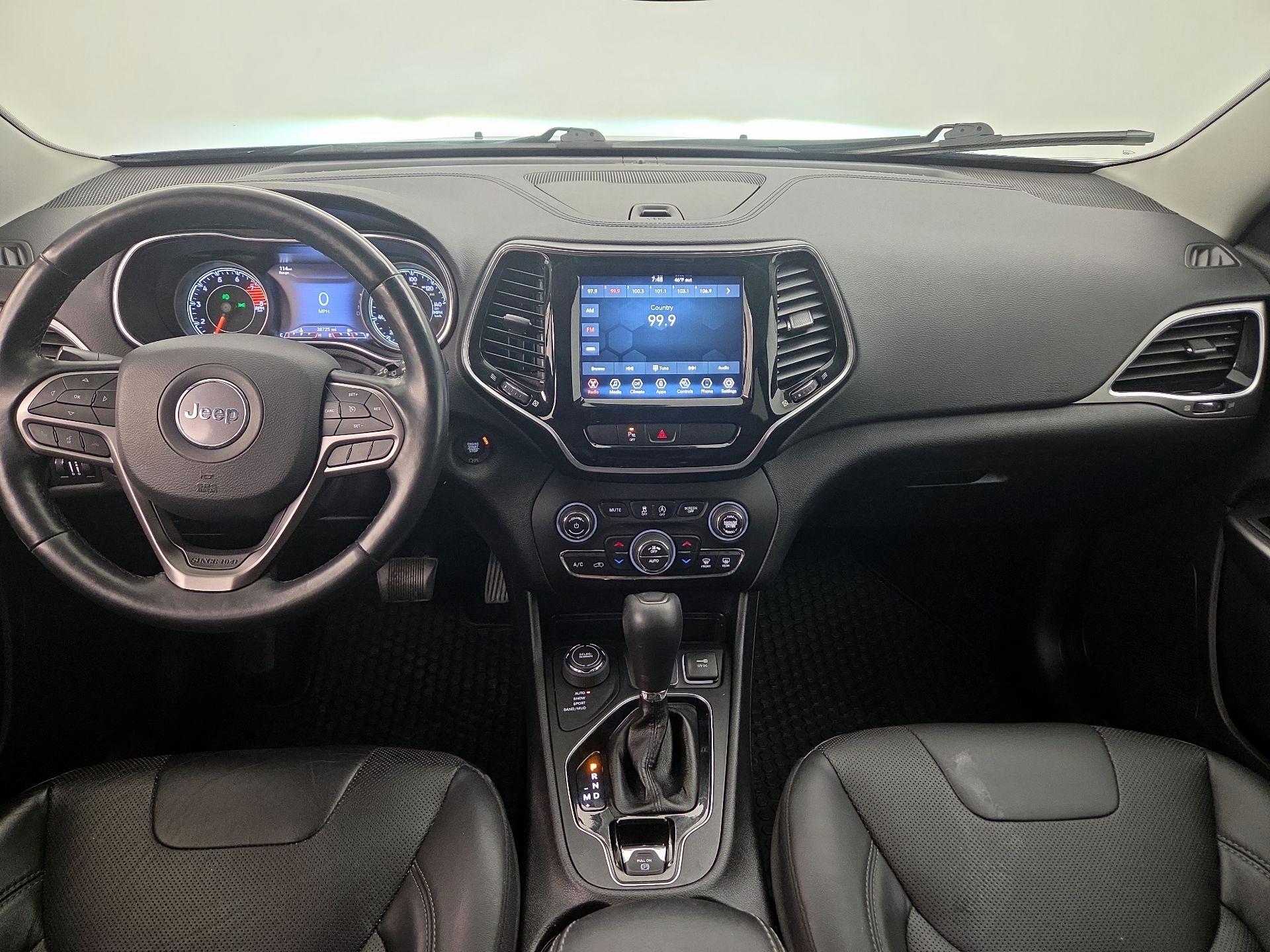 Thumbnail: 2020 Jeep Cherokee - 9