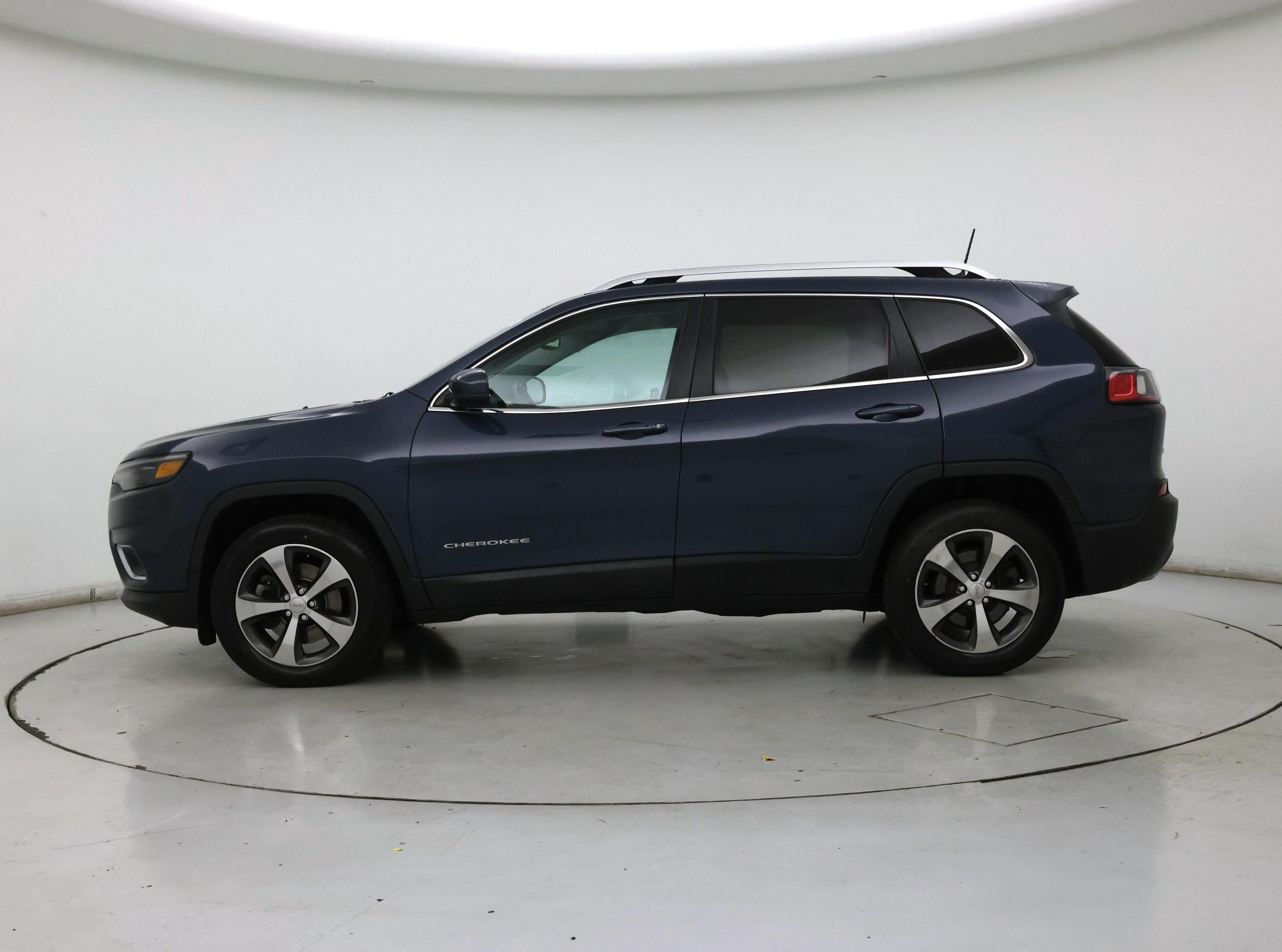 Thumbnail: 2020 Jeep Cherokee - 3