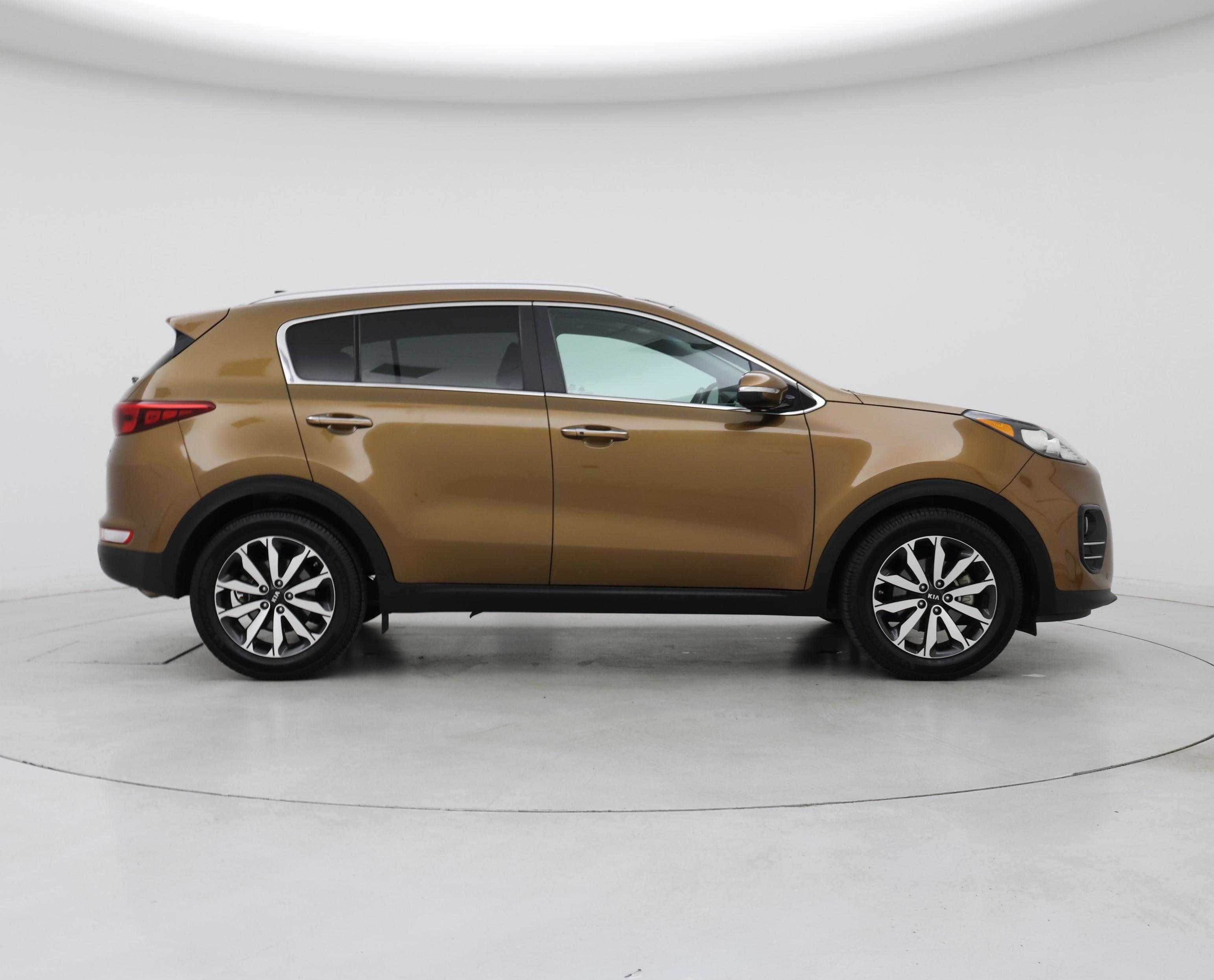 Thumbnail: 2017 Kia Sportage - 7