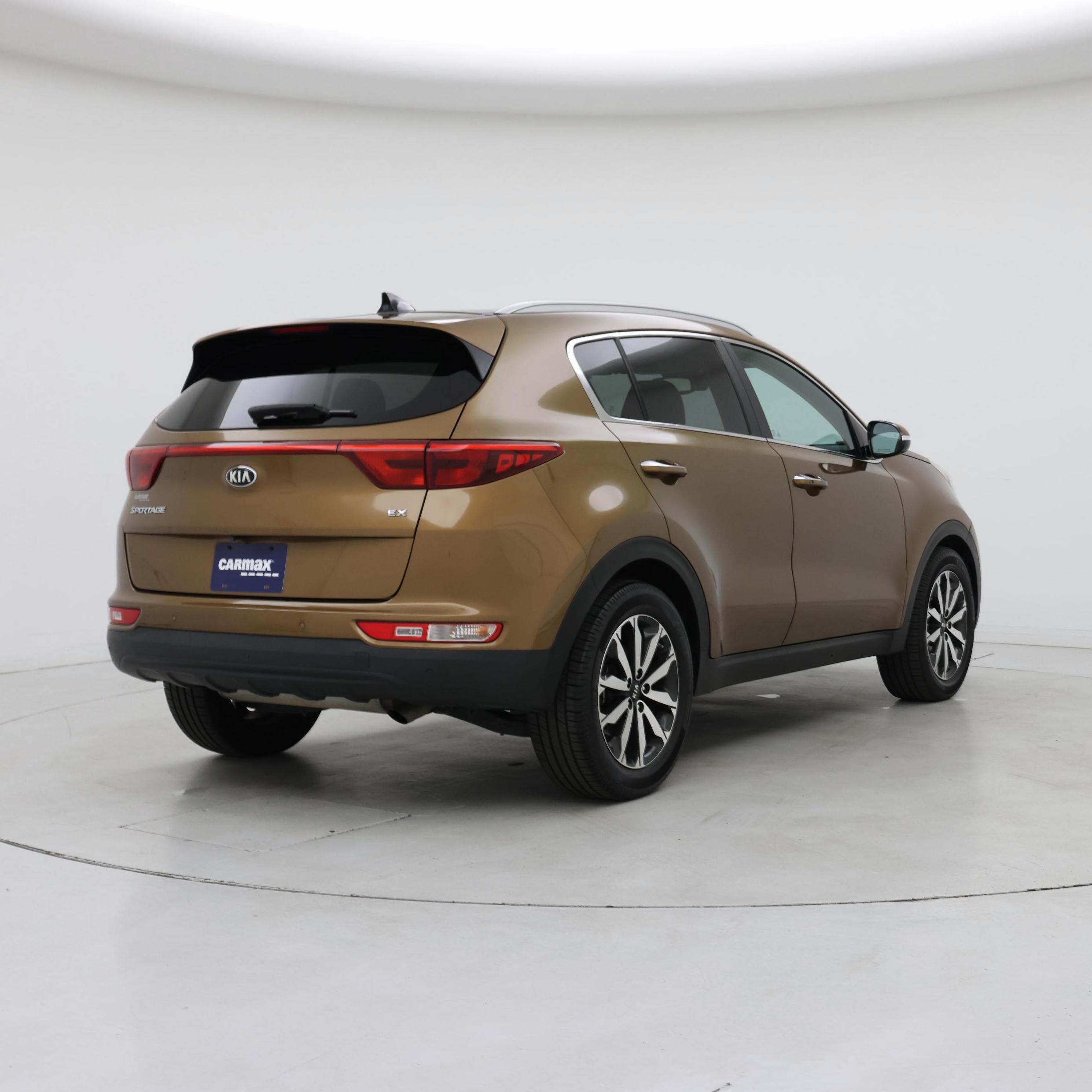 Thumbnail: 2017 Kia Sportage - 8
