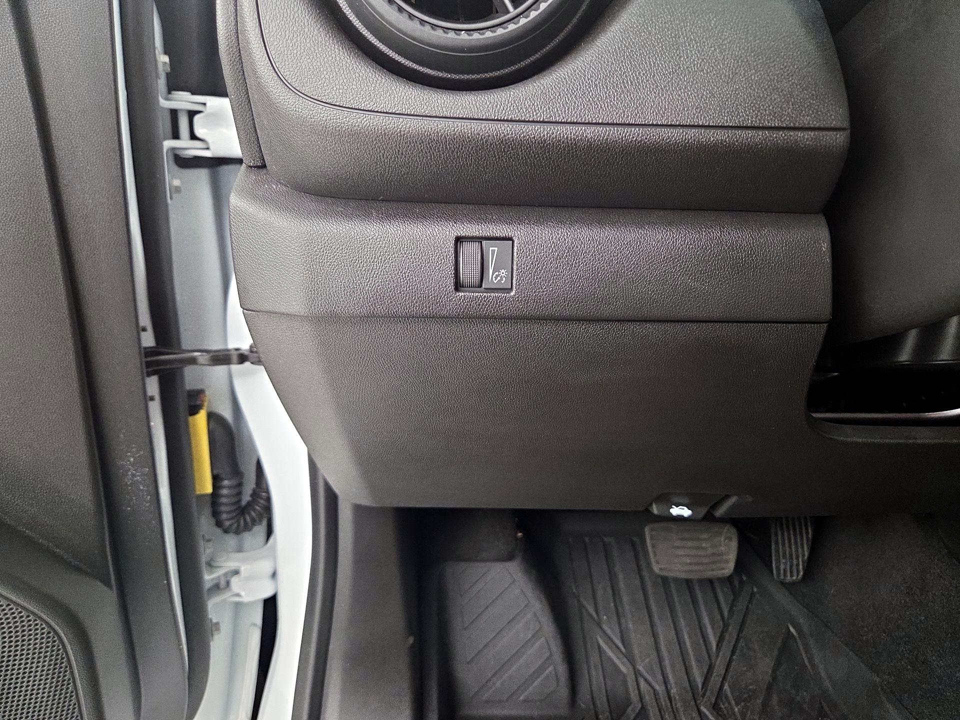 Thumbnail: 2024 Chevrolet Colorado - 13