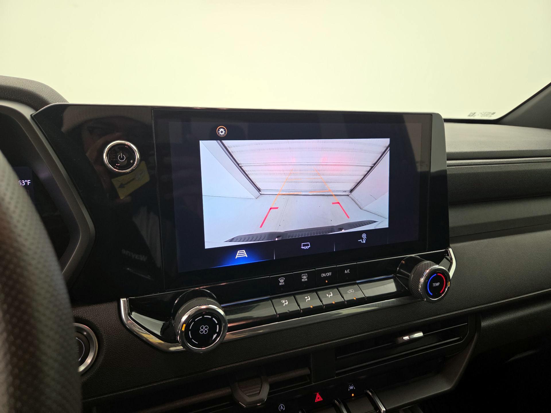 Thumbnail: 2024 Chevrolet Colorado - 14