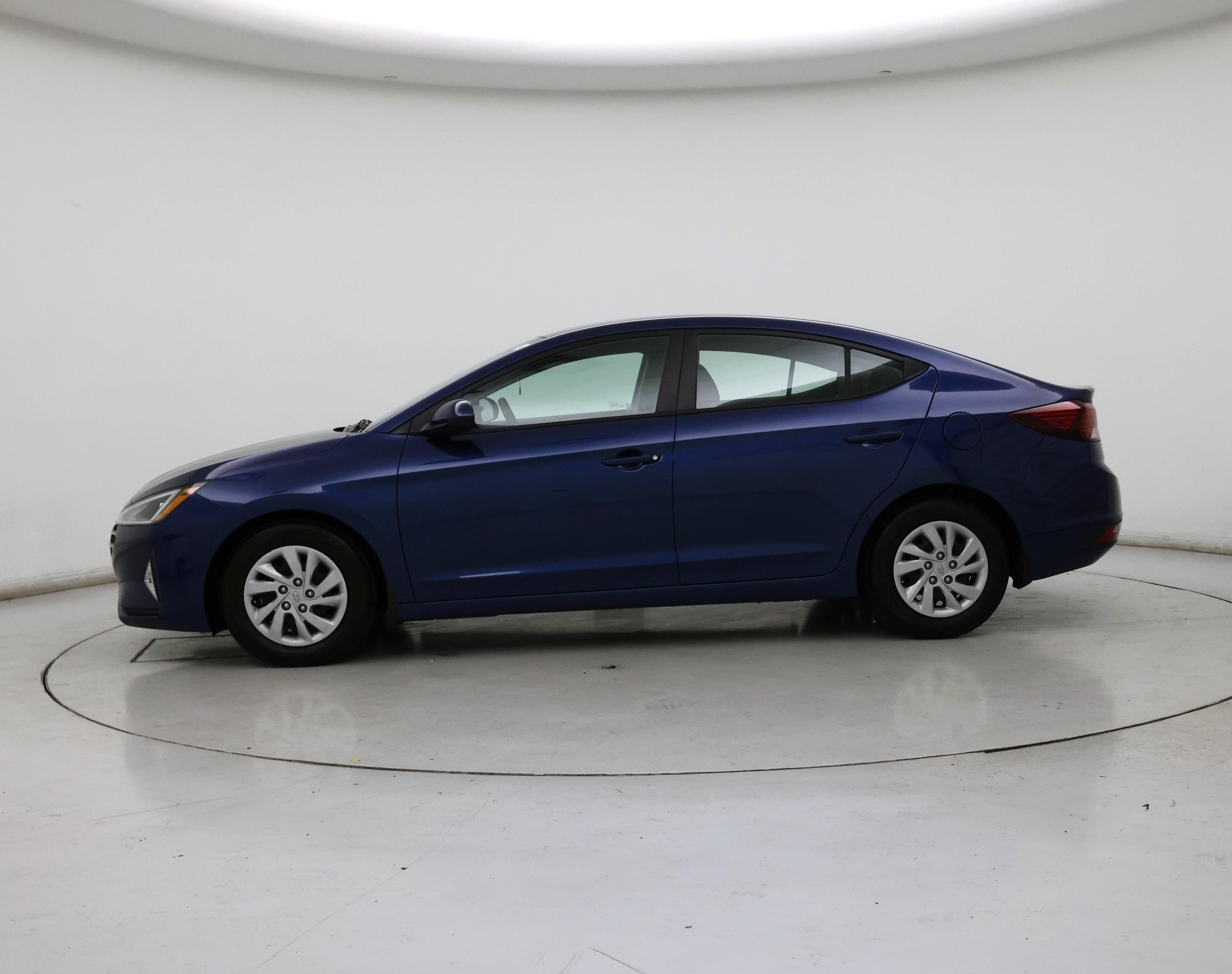 Thumbnail: 2020 Hyundai Elantra - 3