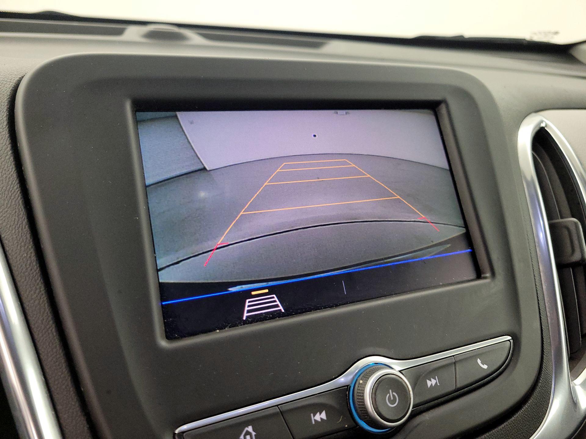 Thumbnail: 2021 Chevrolet Equinox - 14