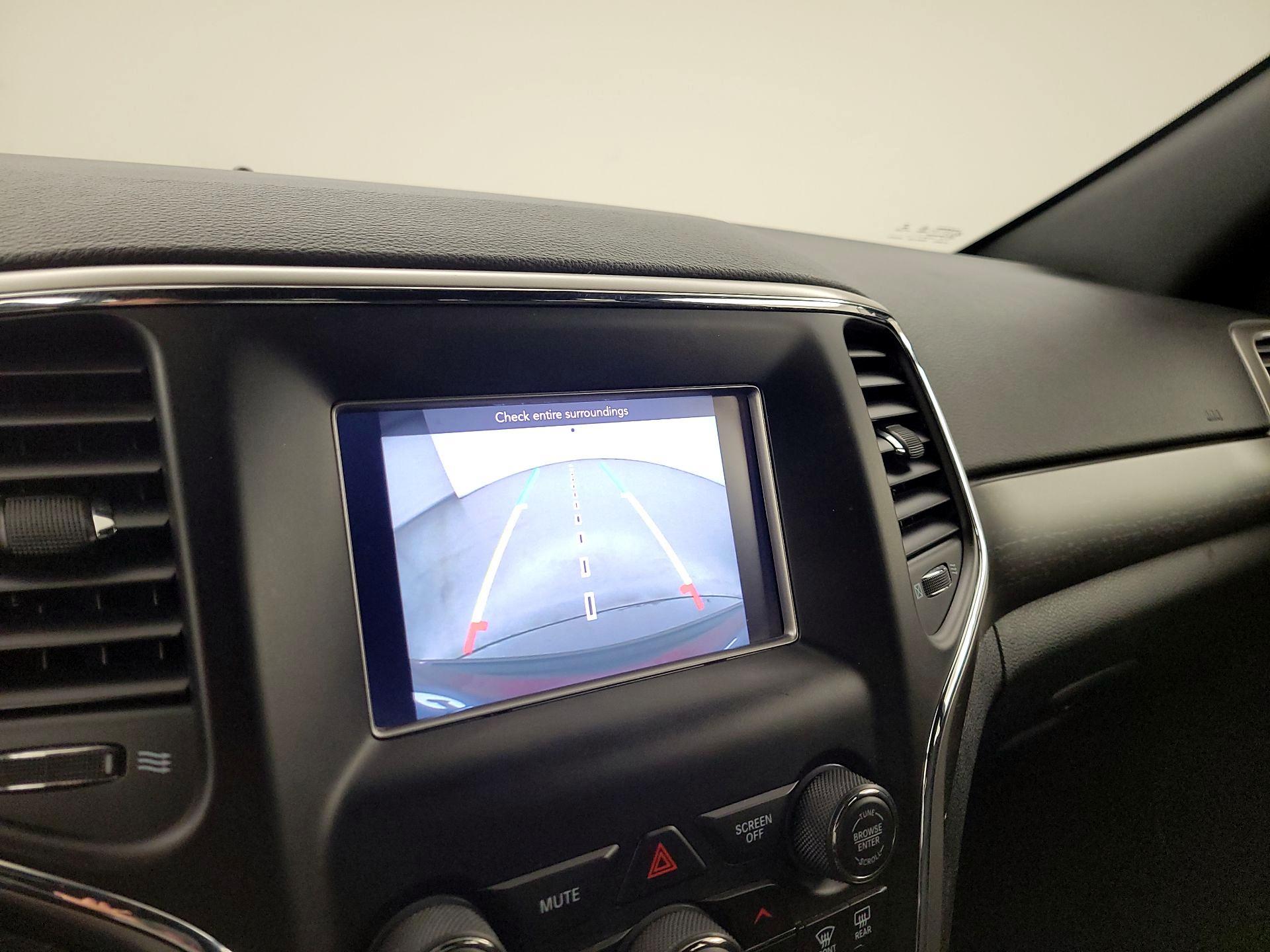 Thumbnail: 2018 Jeep Grand Cherokee - 14