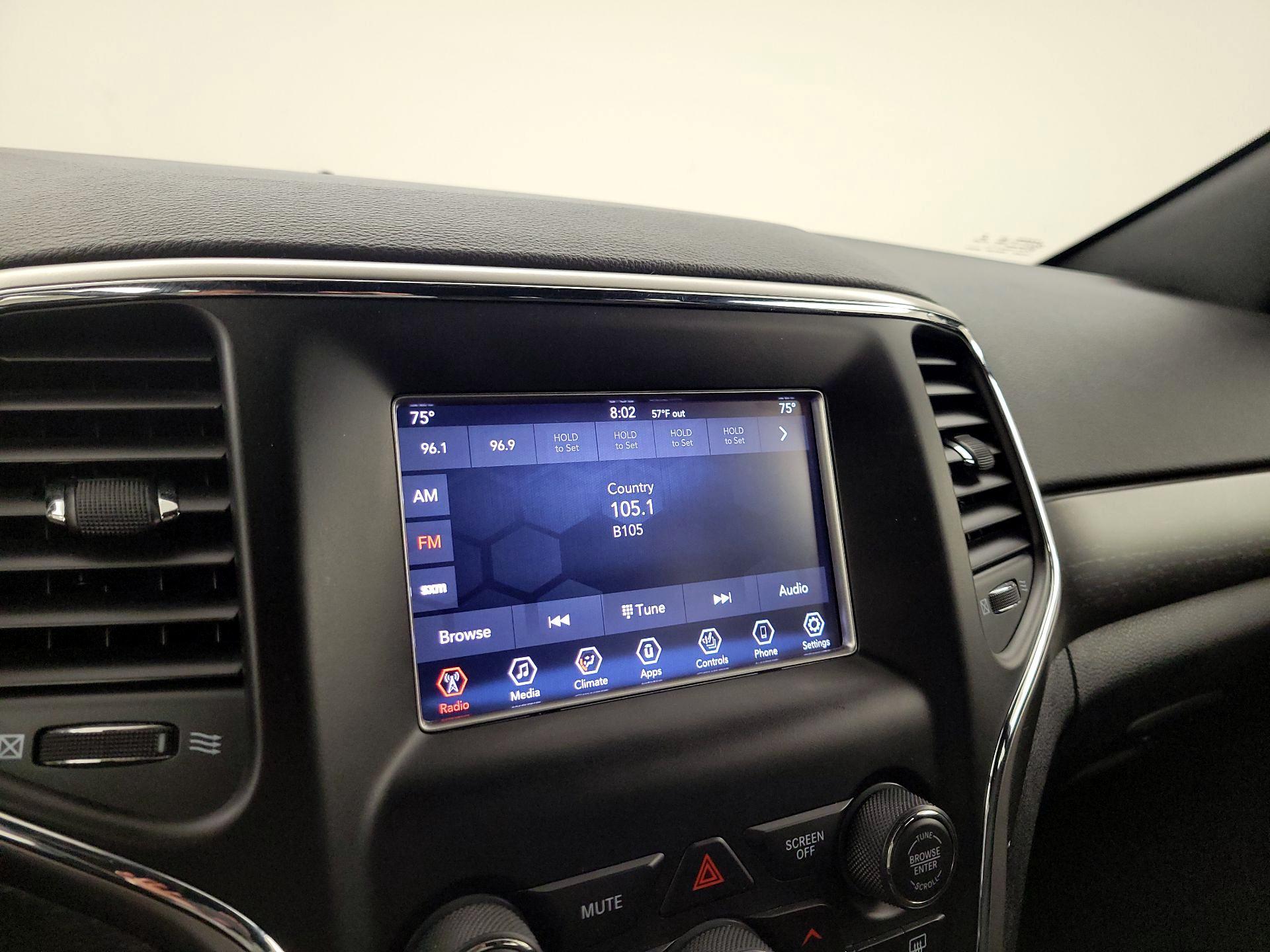 Thumbnail: 2018 Jeep Grand Cherokee - 15