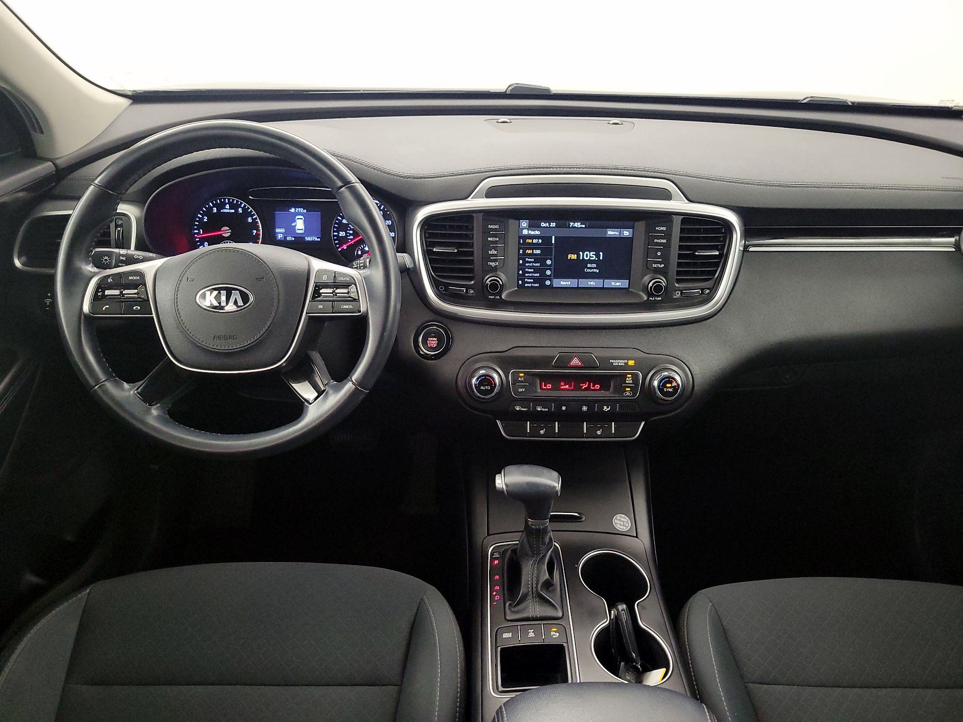 Thumbnail: 2020 Kia Sorento - 9