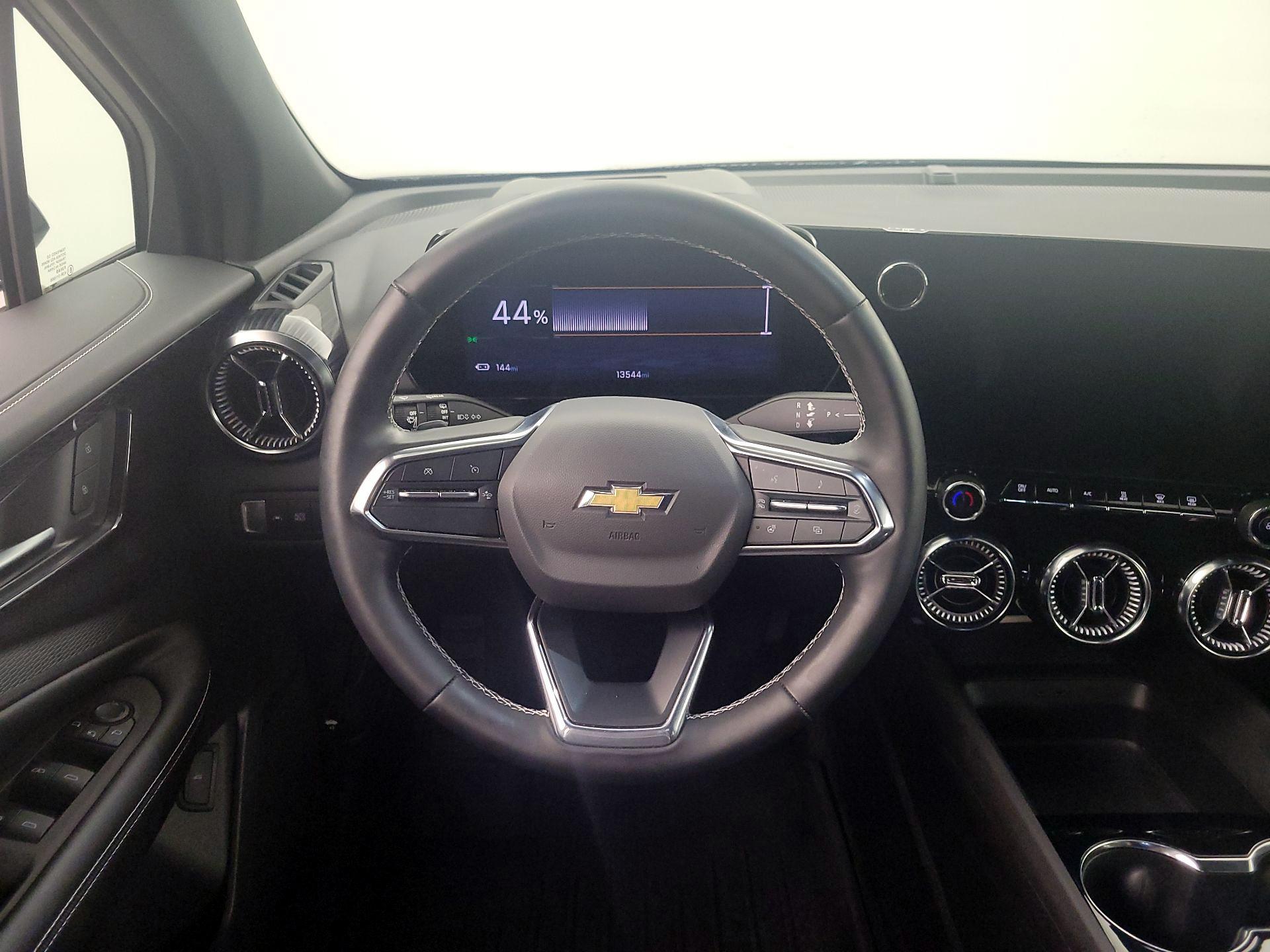 Thumbnail: 2024 Chevrolet Blazer EV - 10