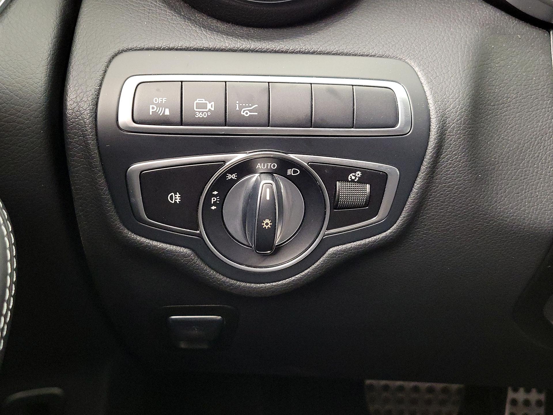 Thumbnail: 2019 Mercedes-Benz GL-Class - 13