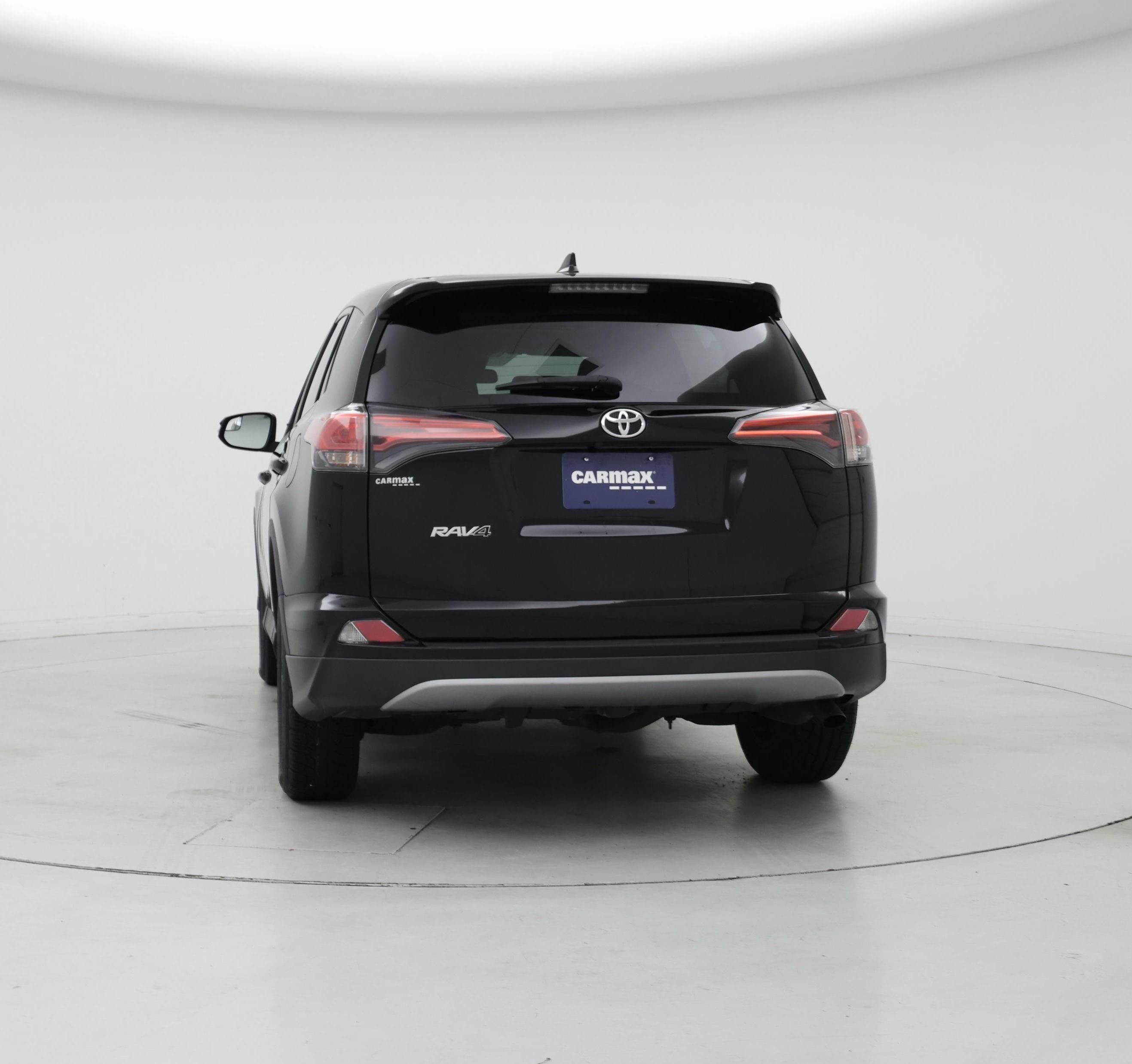 Thumbnail: 2018 Toyota RAV4 - 6