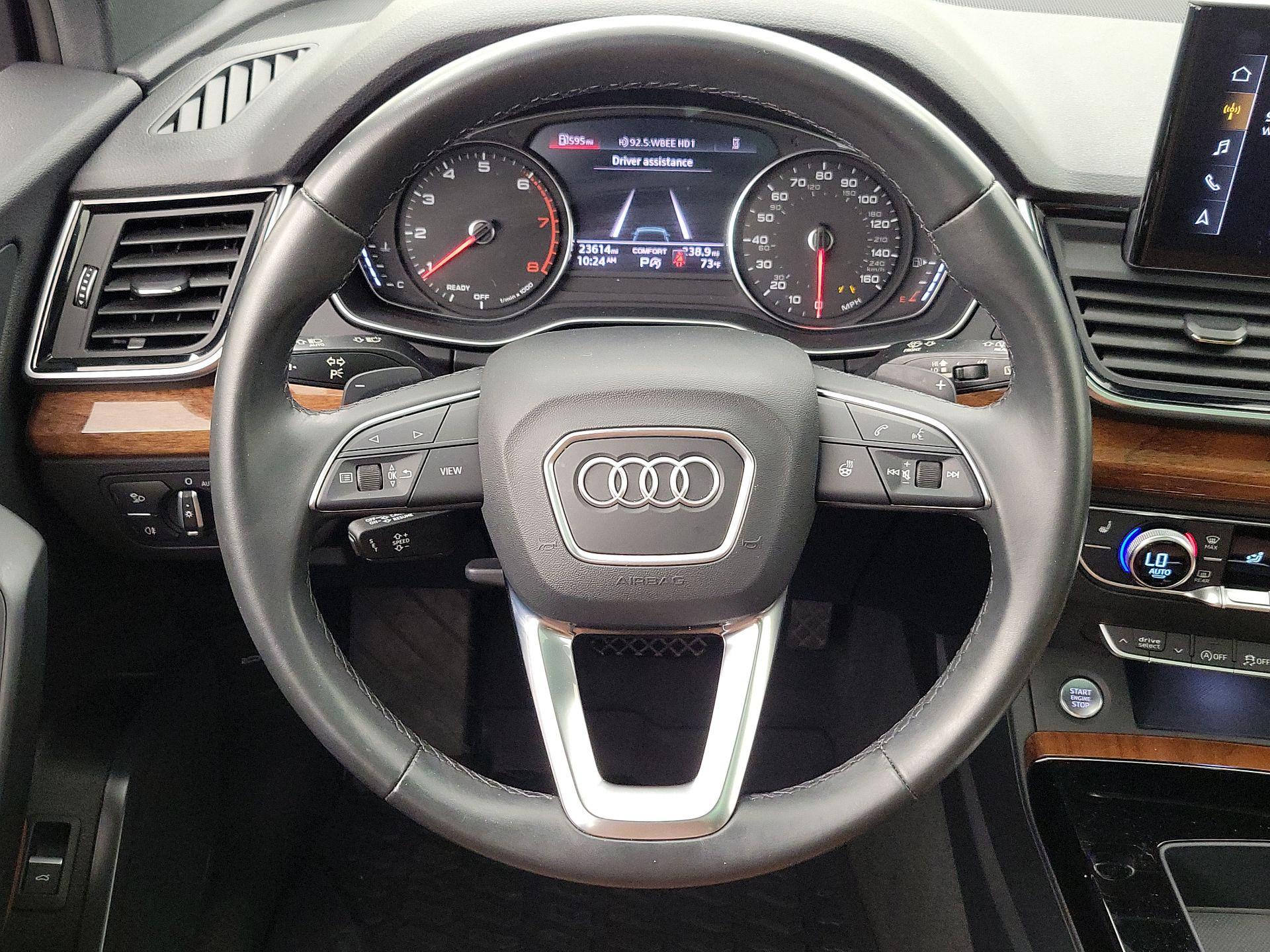 Thumbnail: 2022 Audi Q5 - 10