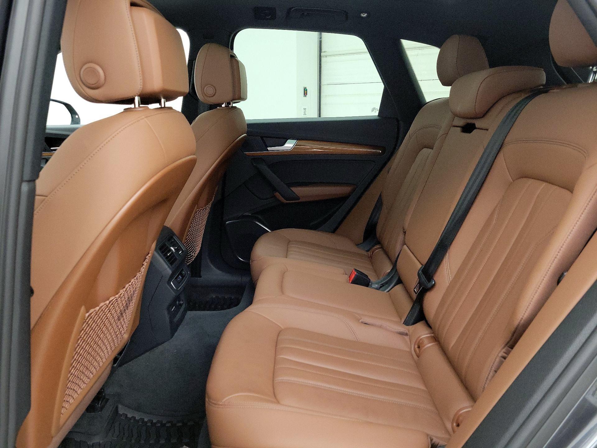 Thumbnail: 2022 Audi Q5 - 20