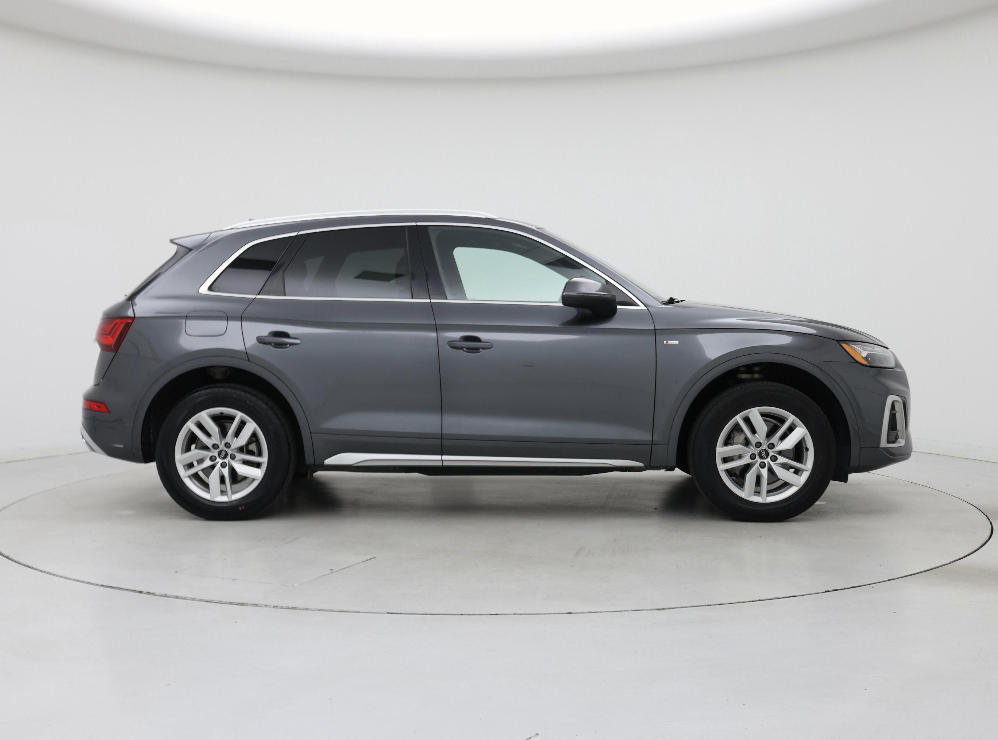 Thumbnail: 2022 Audi Q5 - 7