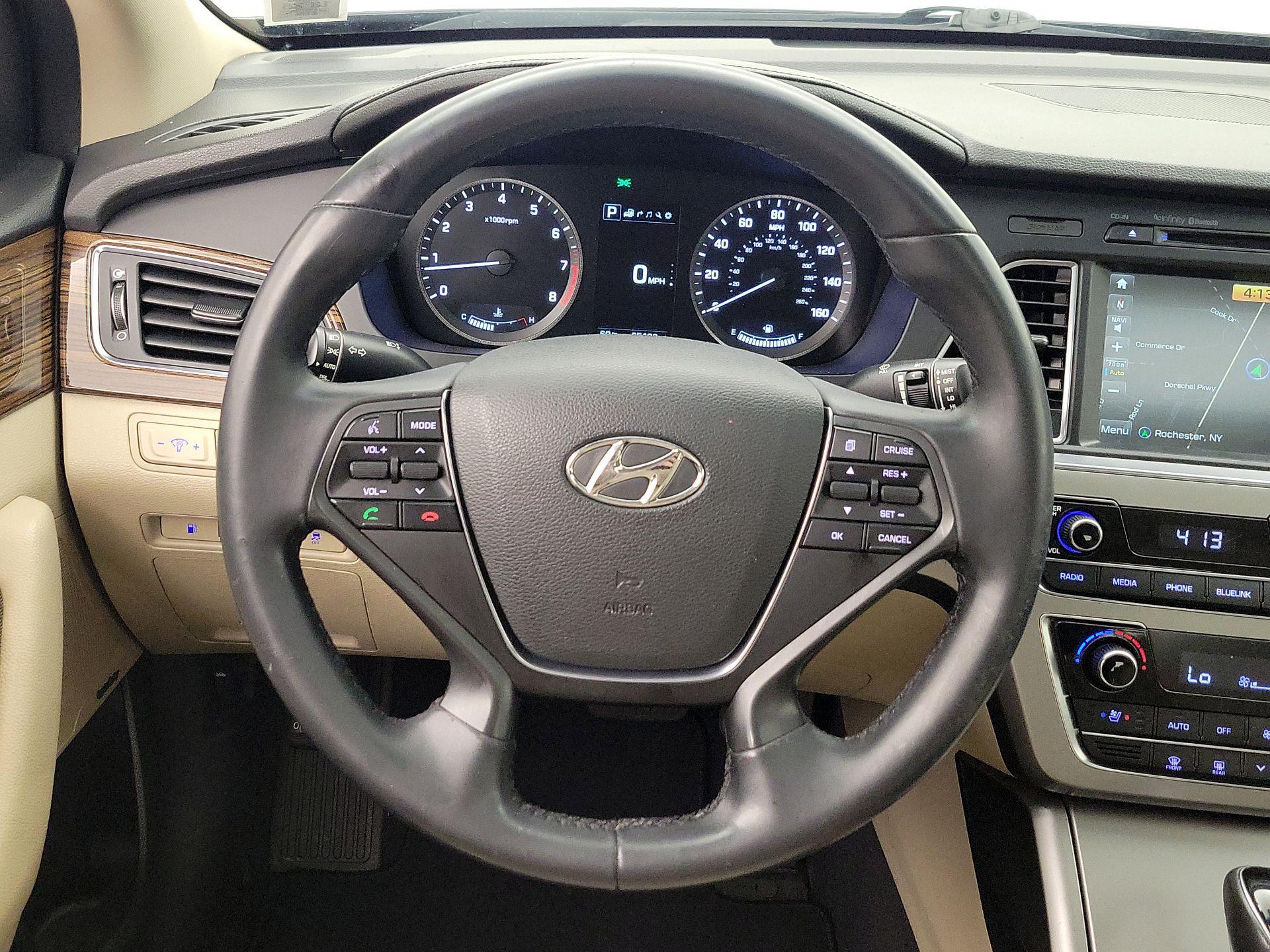 Thumbnail: 2017 Hyundai Sonata - 10