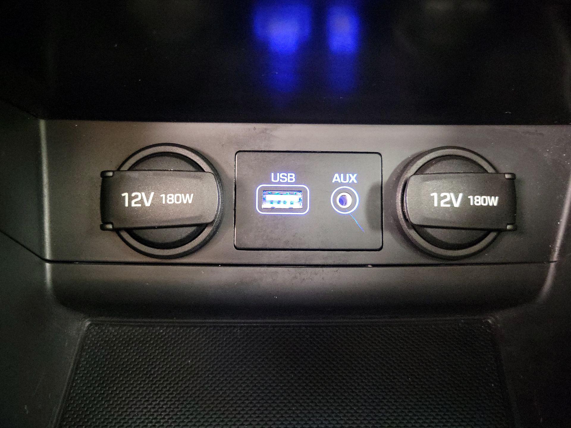 Thumbnail: 2017 Hyundai Sonata - 19