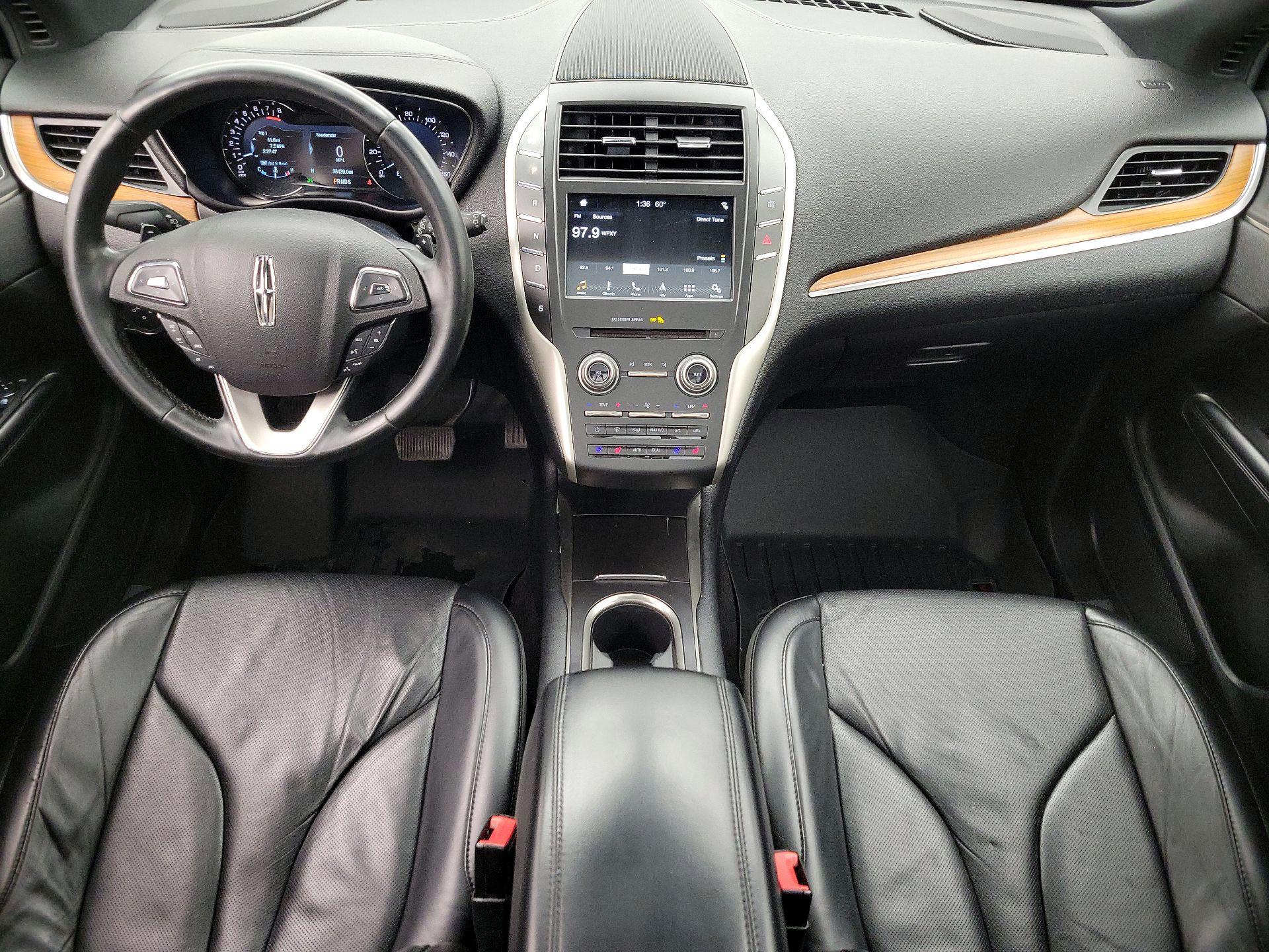 Thumbnail: 2017 Lincoln MKC - 9