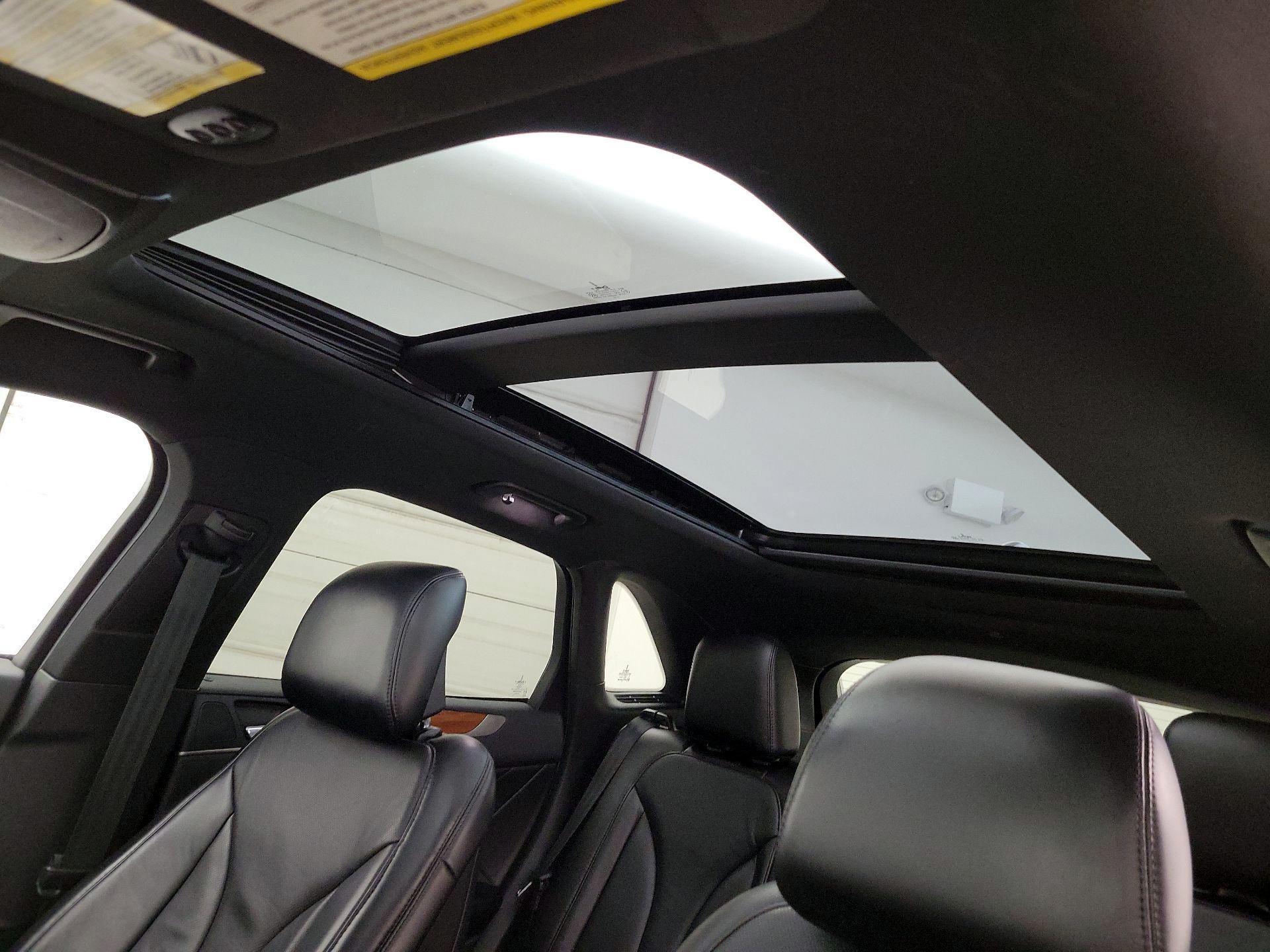 Thumbnail: 2017 Lincoln MKC - 20