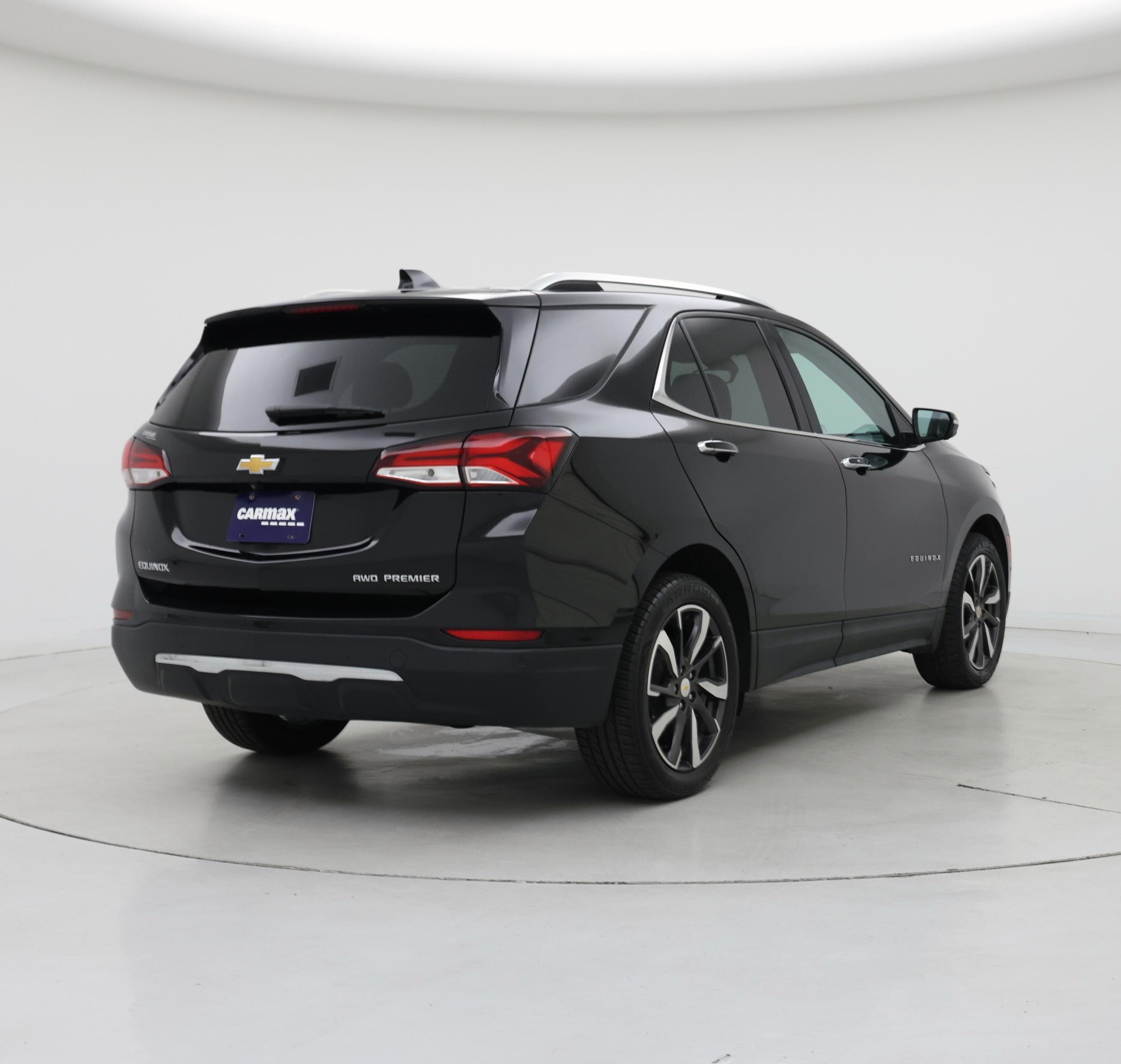 Thumbnail: 2022 Chevrolet Equinox - 8
